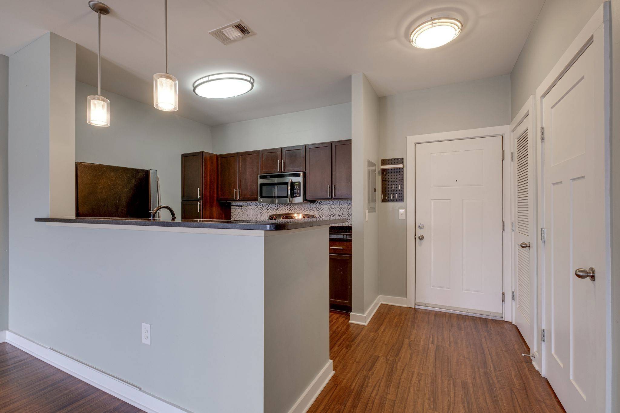 Nashville, TN 37211,2197 Nolensville Pike #223