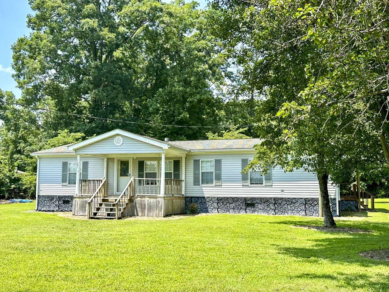 Dandridge, TN 37725,1385 Waterfront Dr