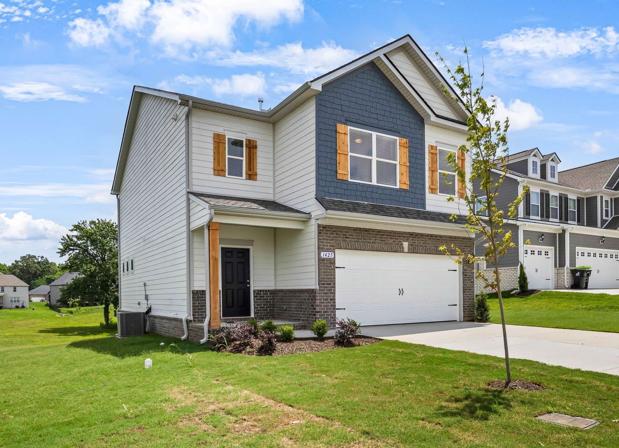Clarksville, TN 37043,1425 English Oak Drive