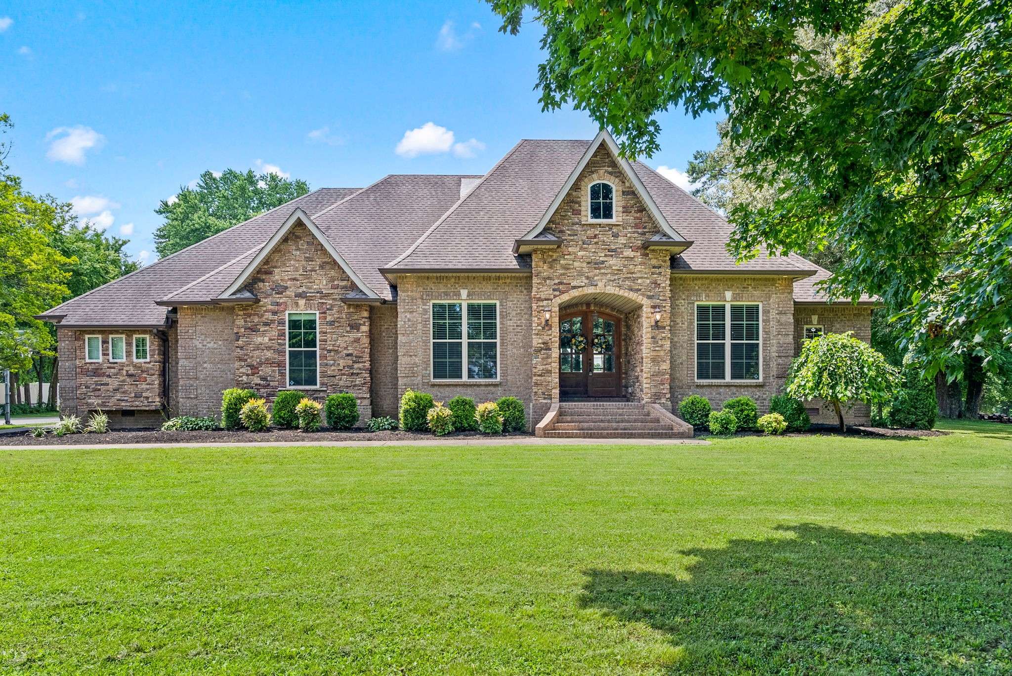 Clarksville, TN 37043,2976 Rossview Rd