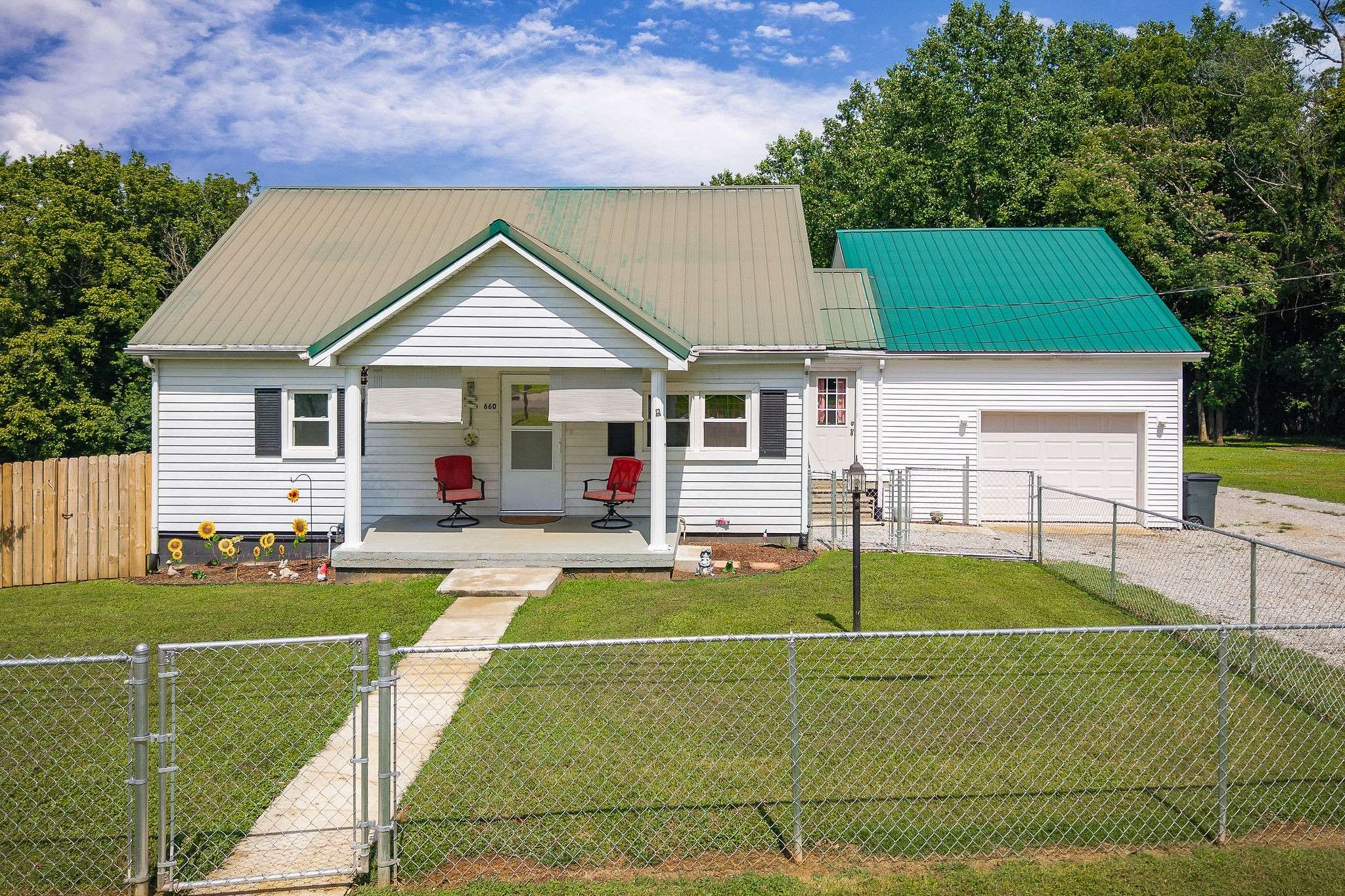 Mcminnville, TN 37110,660 Kennedy St