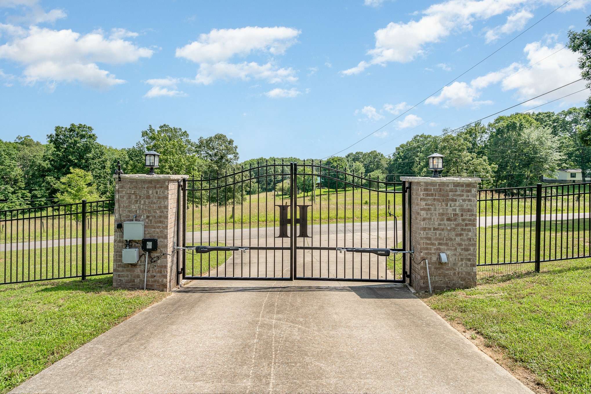 Dickson, TN 37055,1640 Eno Rd