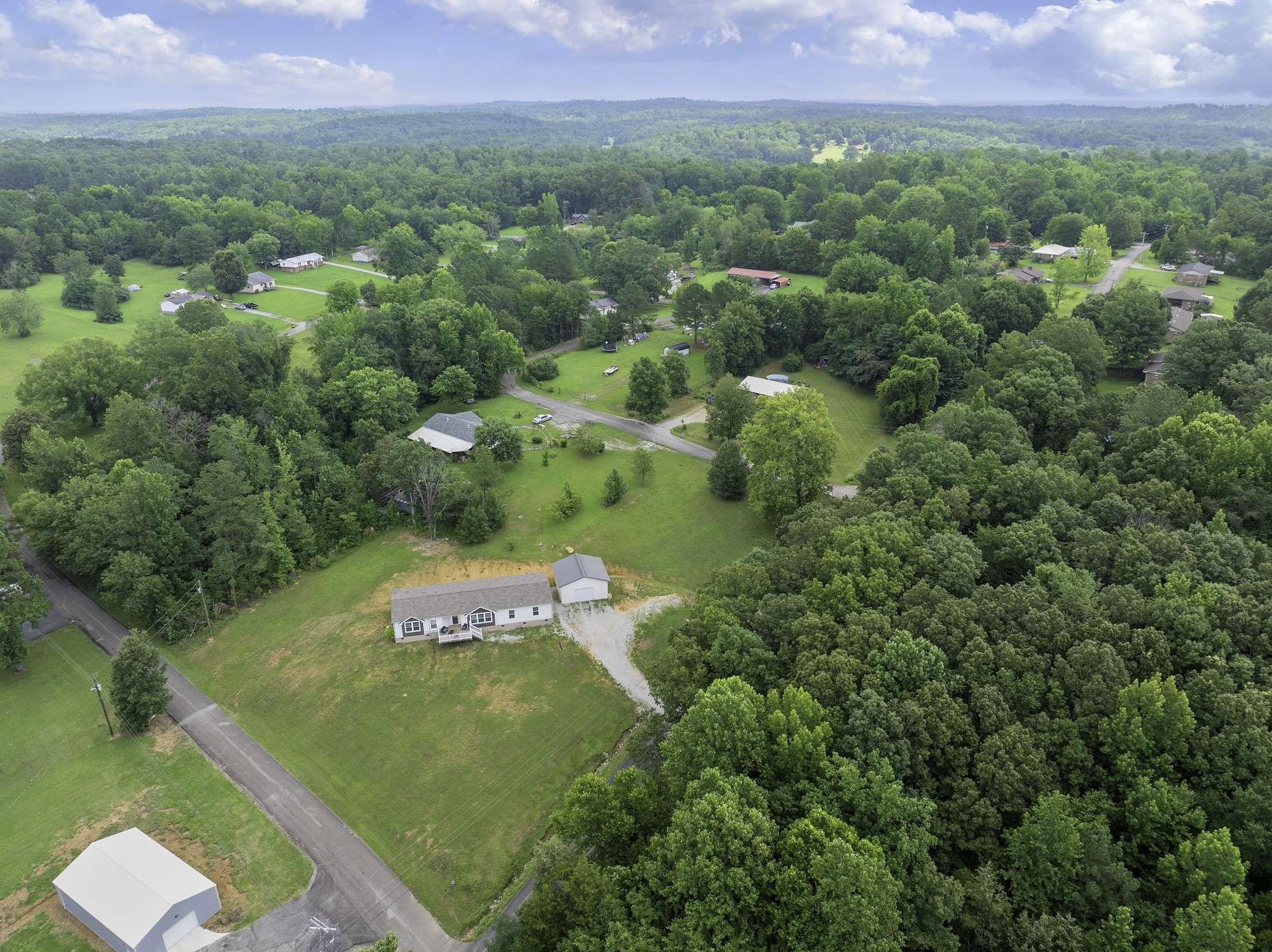 Parsons, TN 38363,195 Glen Rich Dr
