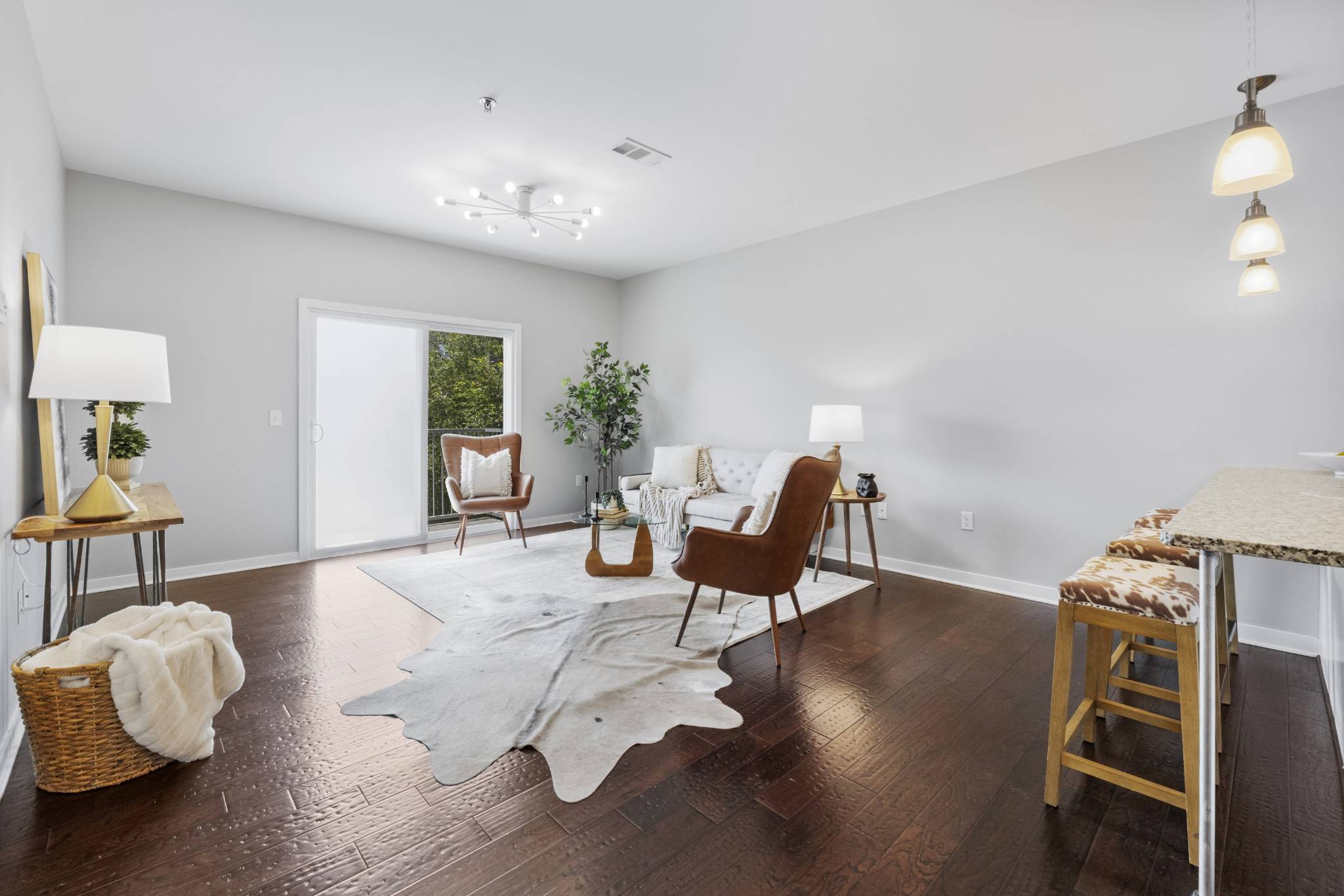Nashville, TN 37216,1122 Litton Ave #217