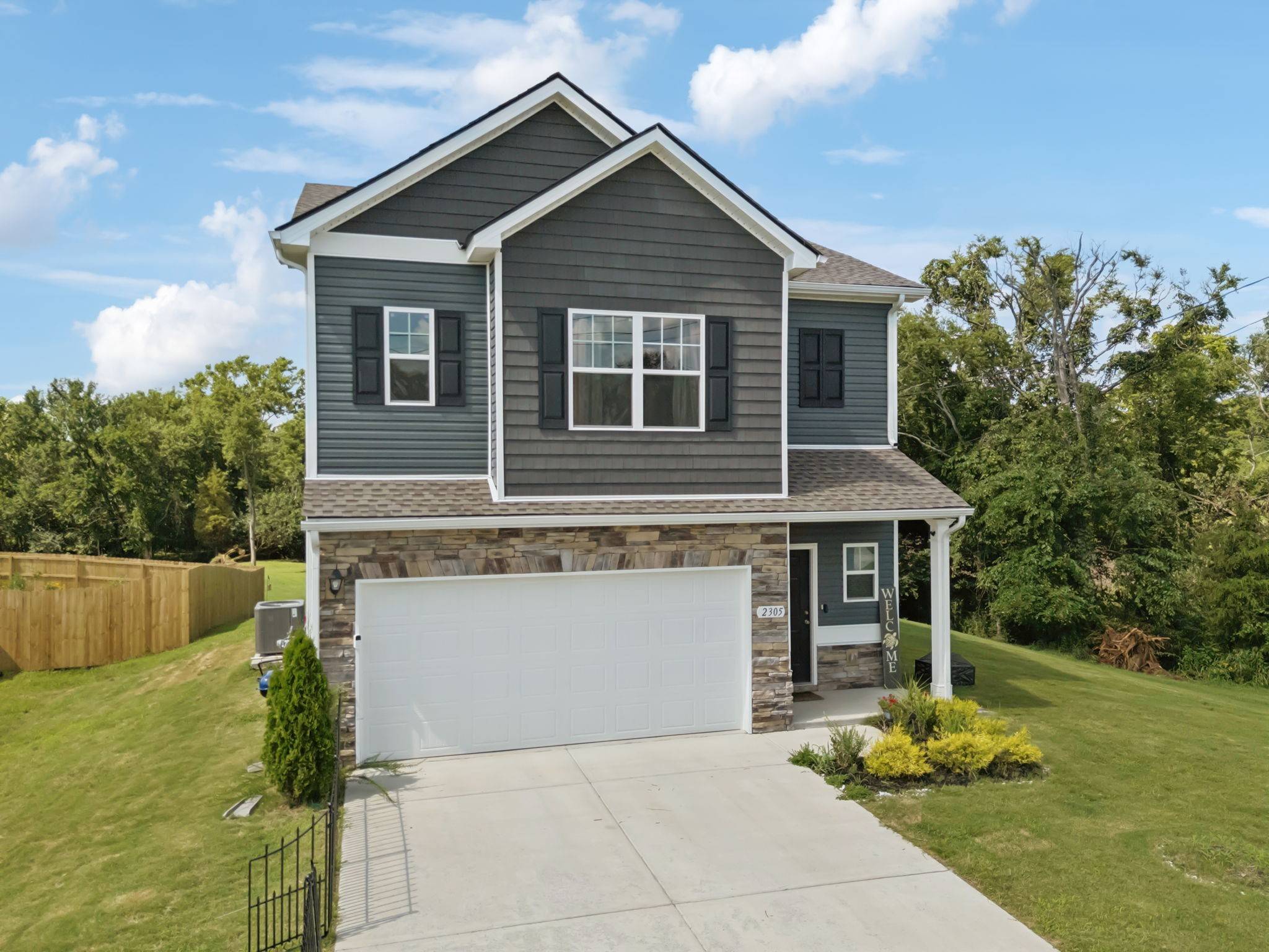 Columbia, TN 38401,2305 Madeline Ct
