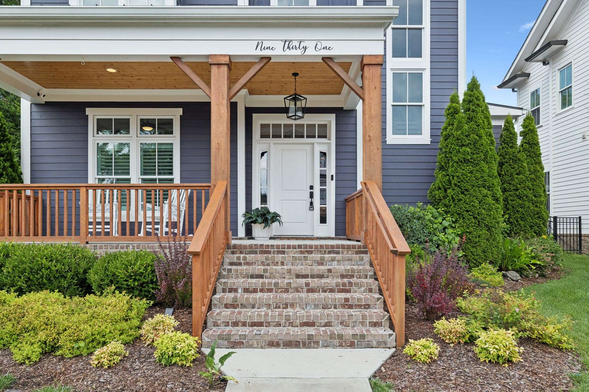 Nashville, TN 37221,931 Dauphine St