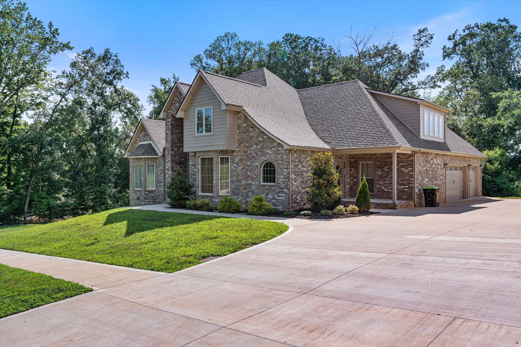 Clarksville, TN 37043,823 Shady Bluff Trail