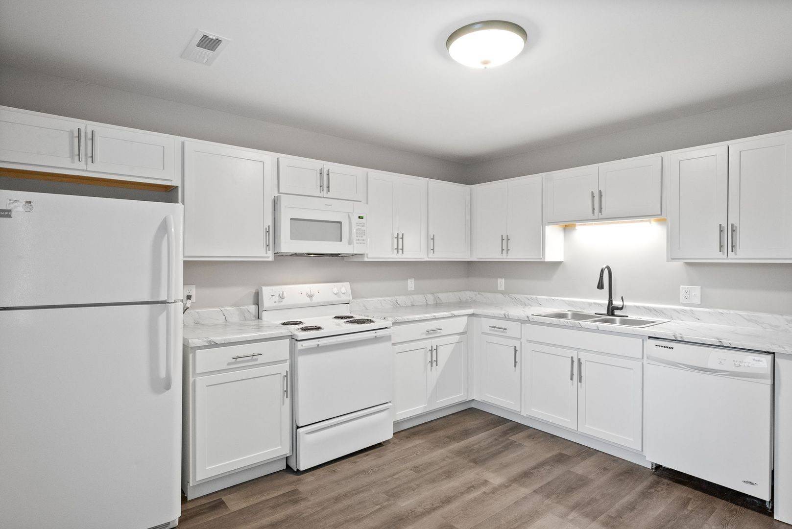 Clarksville, TN 37042,358 Peabody Dr #1