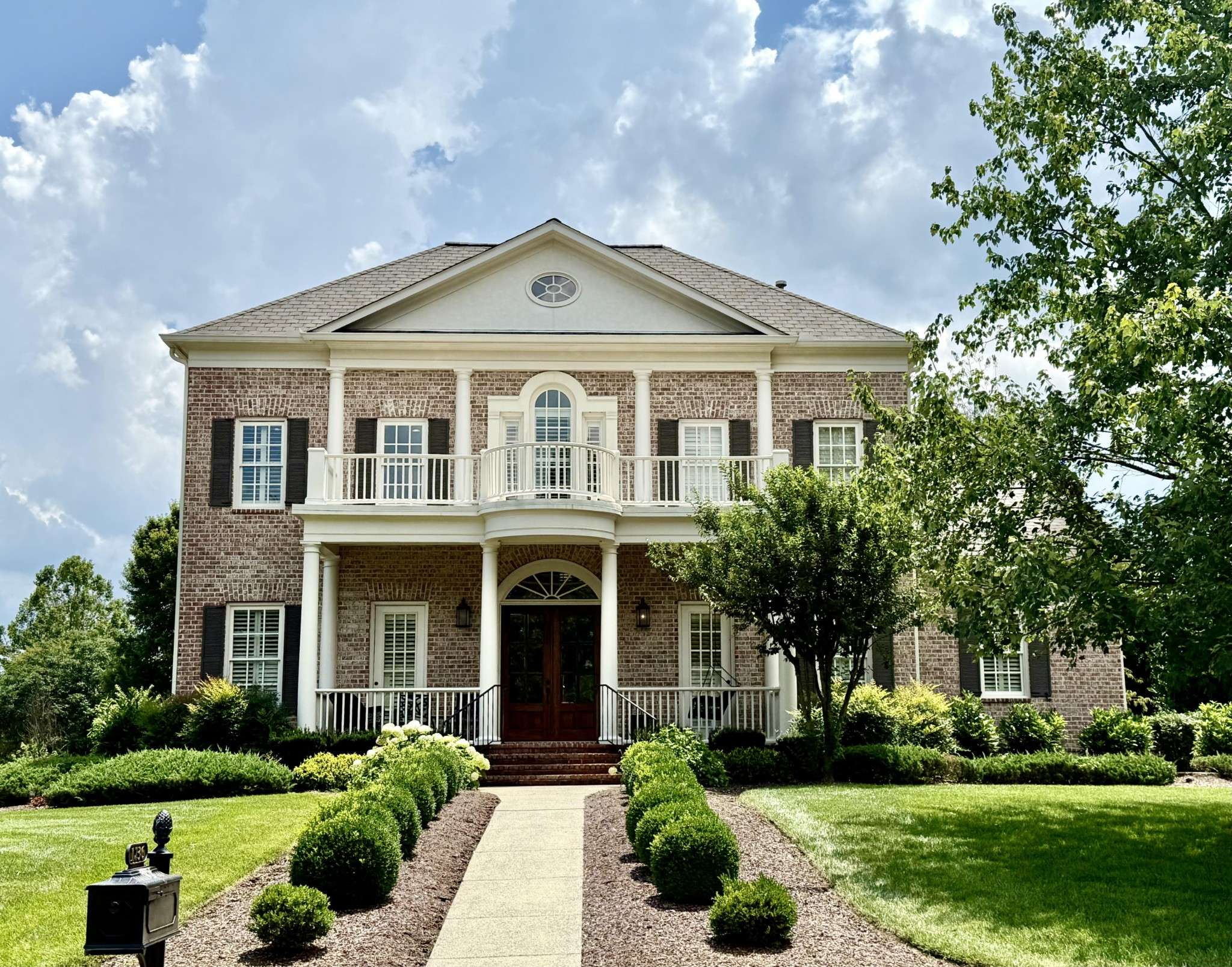 Brentwood, TN 37027,1736 Richbourg Park Dr