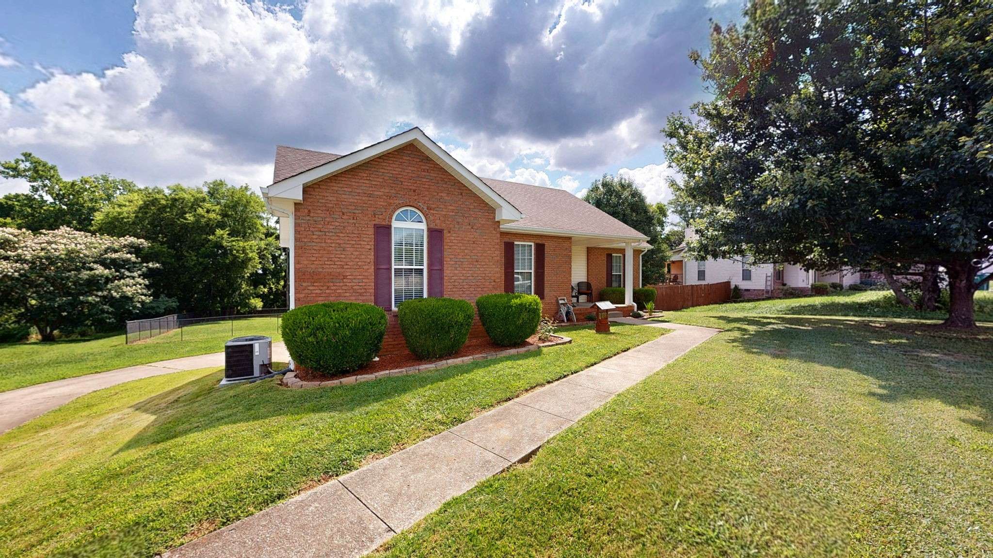 Clarksville, TN 37042,1922 Berkshire Dr