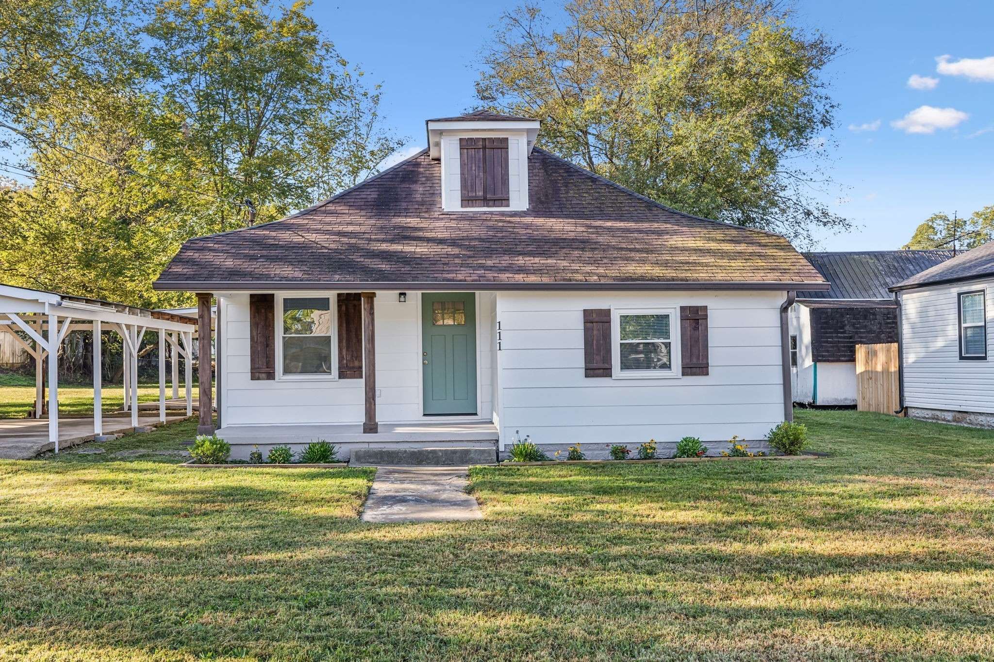 Mount Pleasant, TN 38474,111 3rd Ave