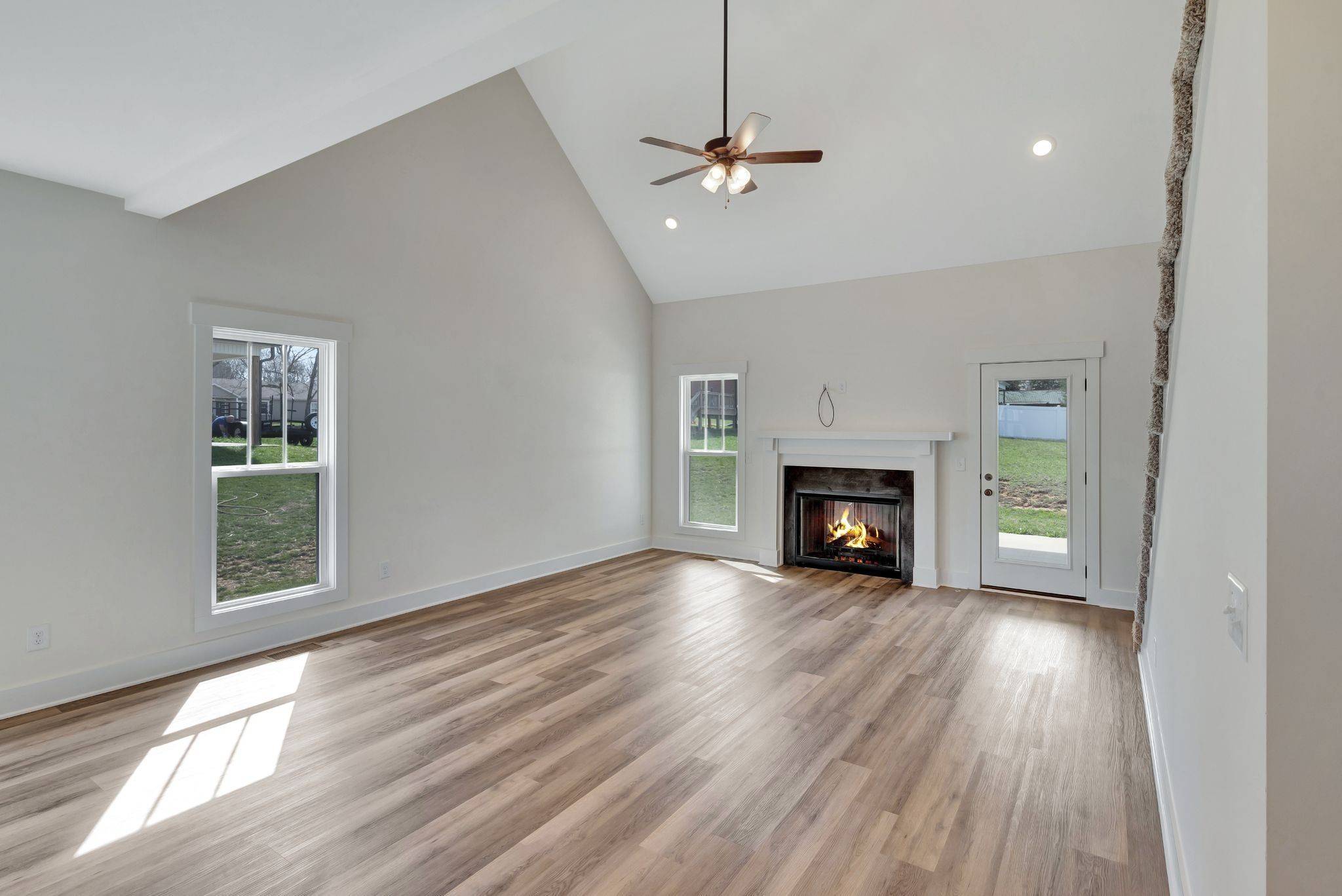 Greenbrier, TN 37073,1038 Camden Trl