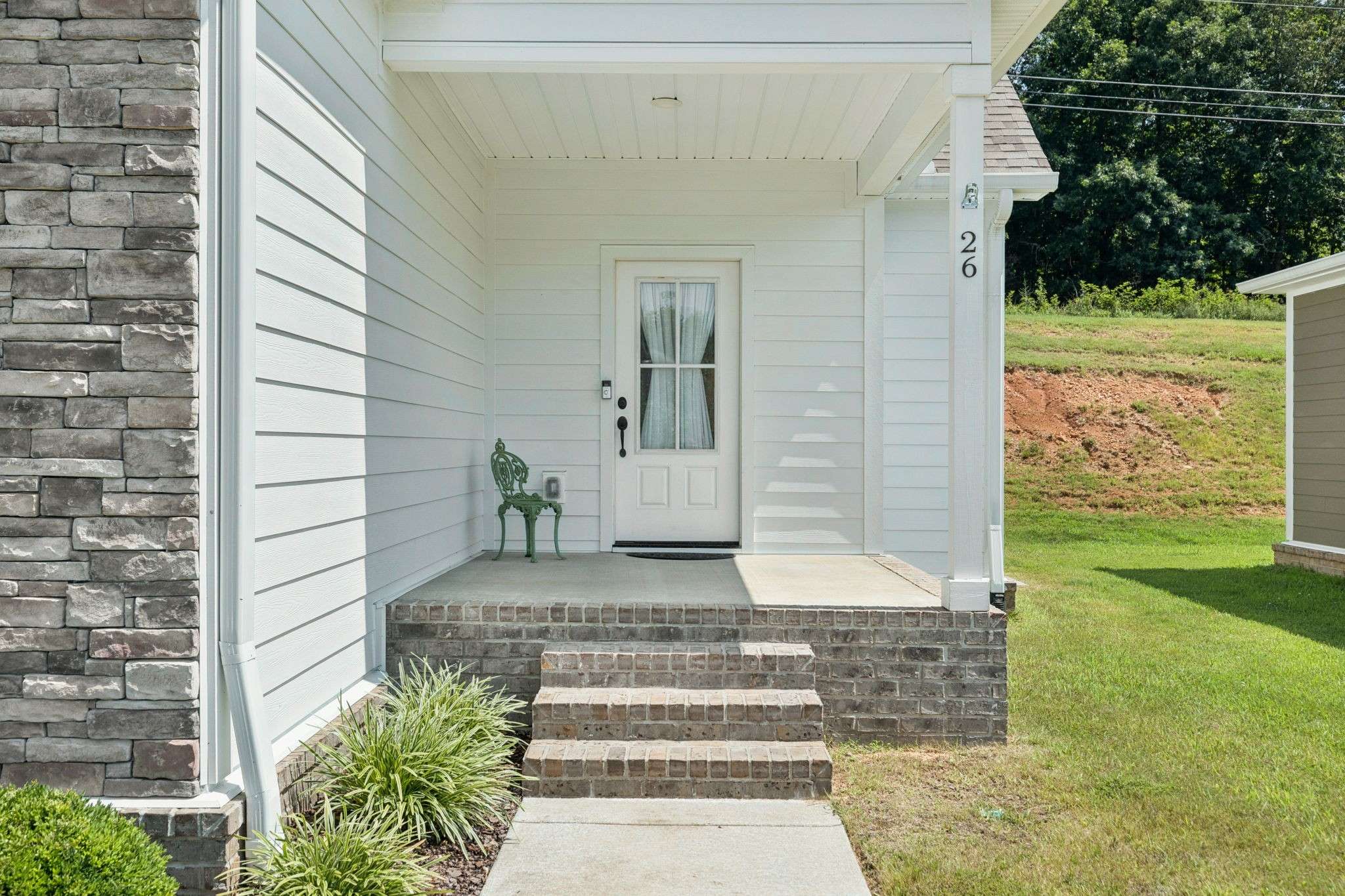 Burns, TN 37029,26 Sycamore Rdg #W
