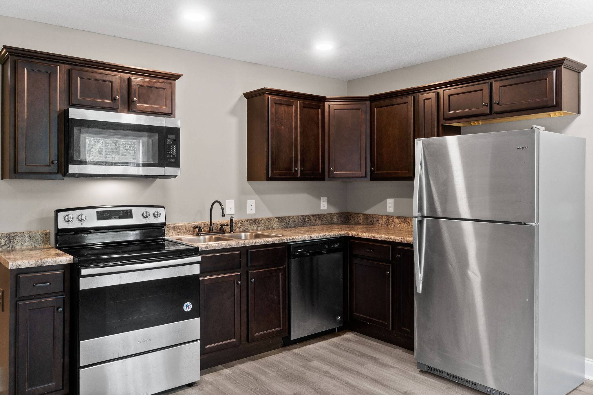 Clarksville, TN 37042,1720 Manning Dr #2