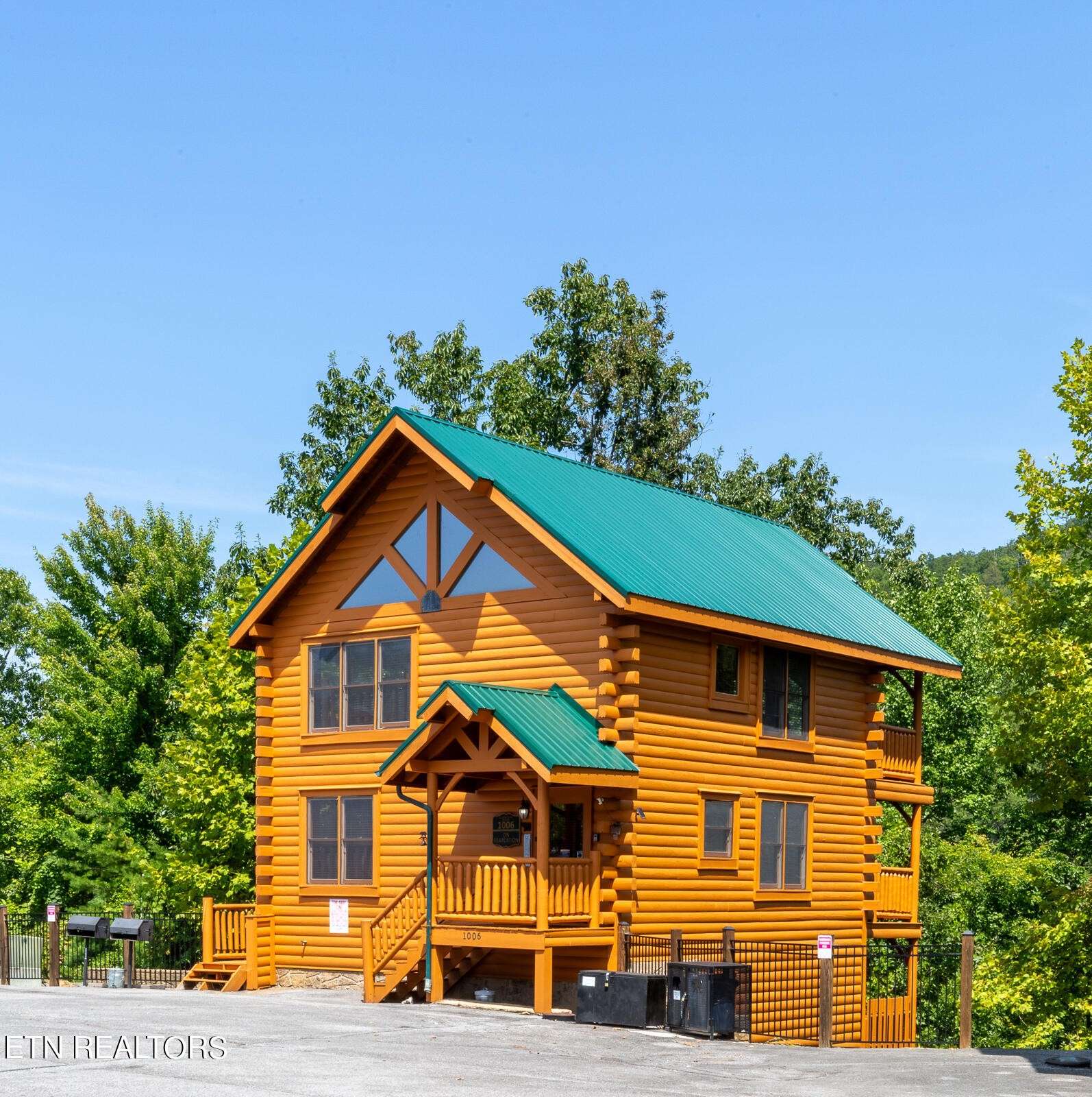 Sevierville, TN 37862,1006 Cricket Wood Way