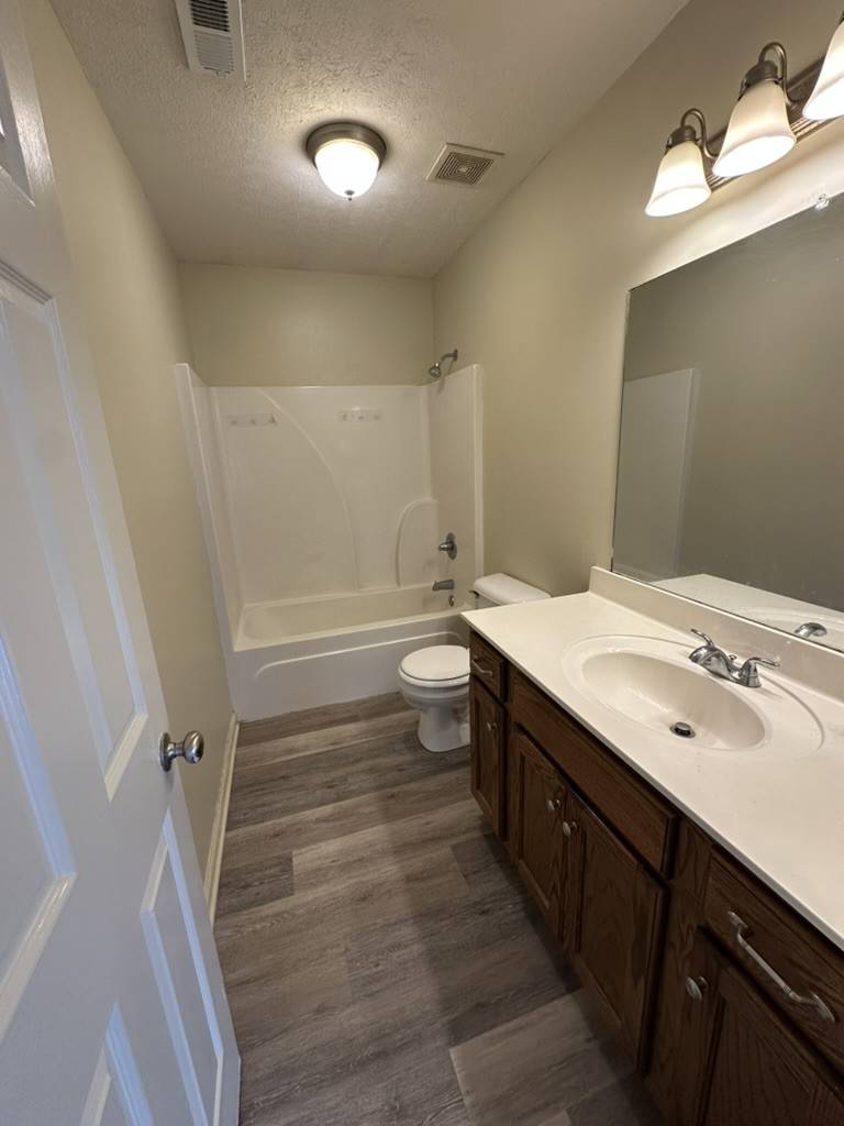 Portland, TN 37148,116 Ezra Court #A