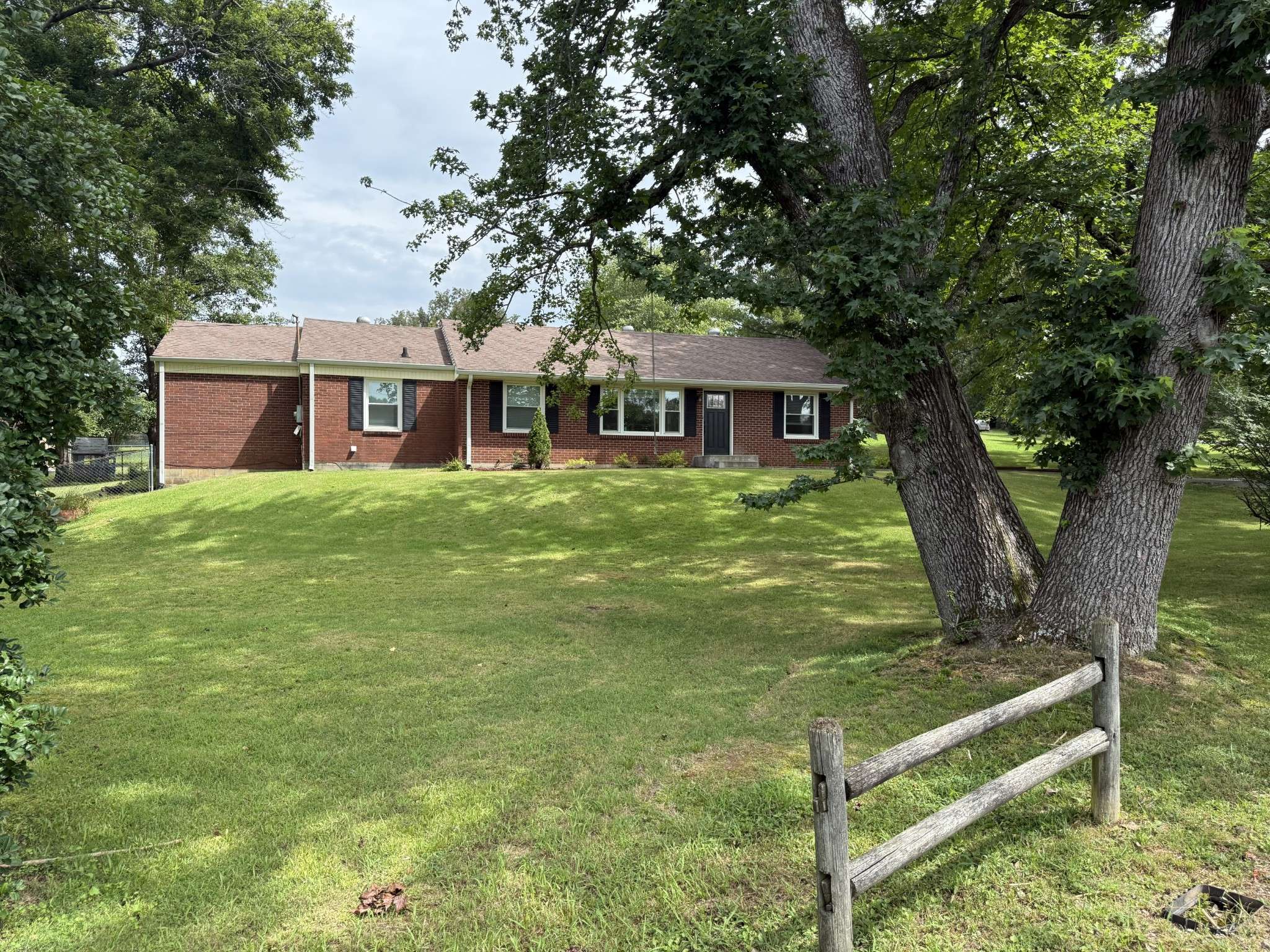 Dickson, TN 37055,101 Lake Circle Dr