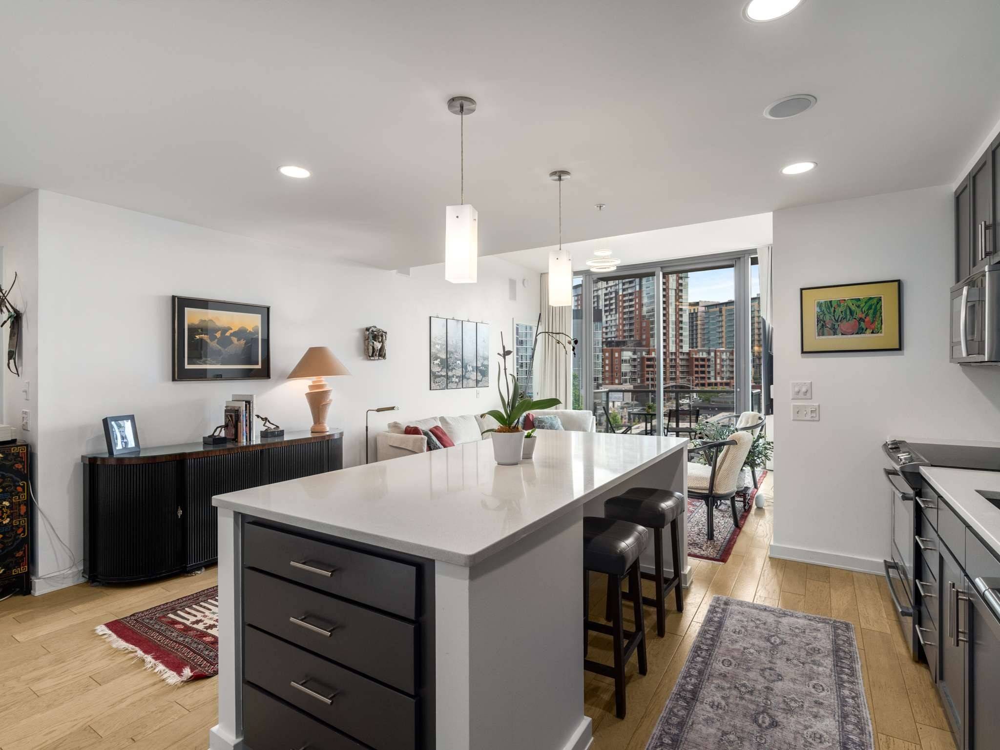 Nashville, TN 37203,1212 Laurel St #304