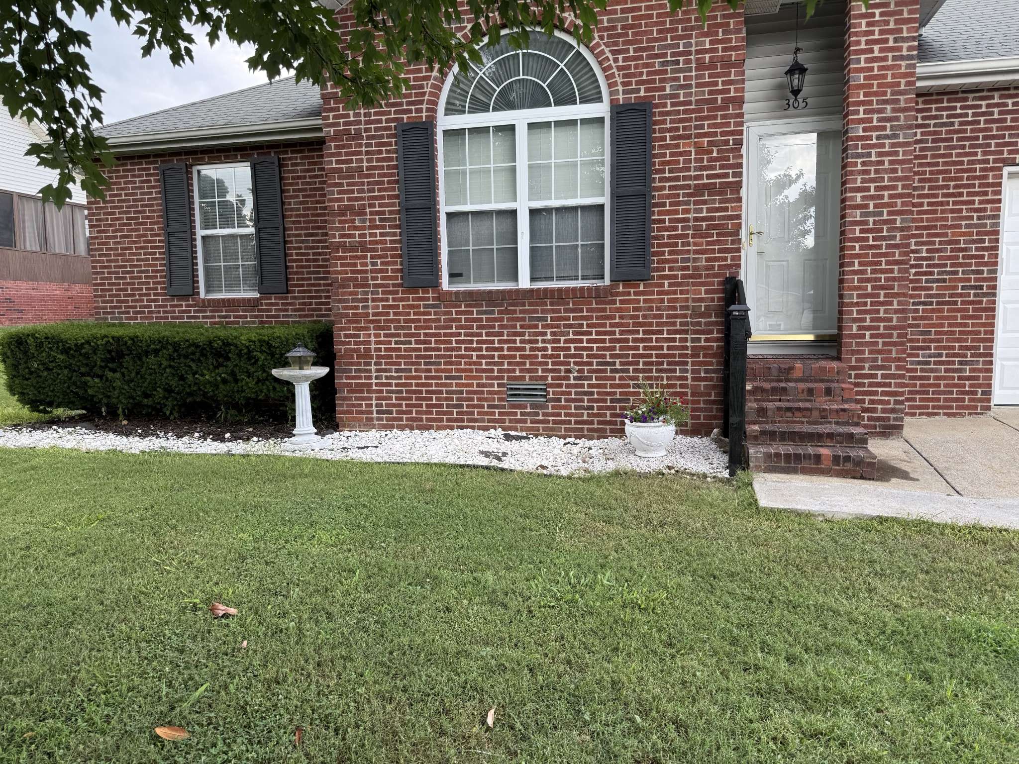 Smyrna, TN 37167,305 Valley Ct