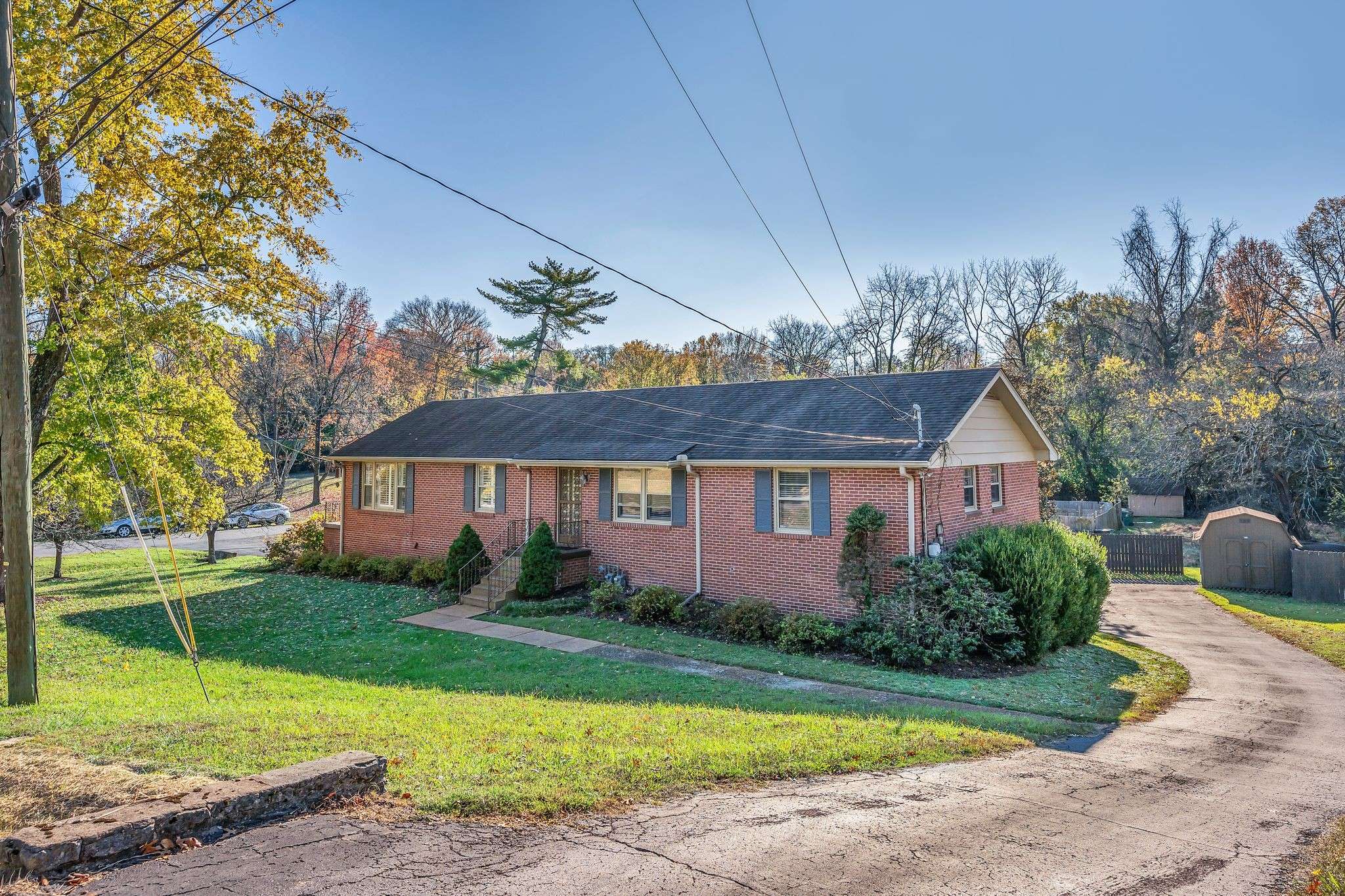 Nashville, TN 37216,3811 Moss Rose Dr