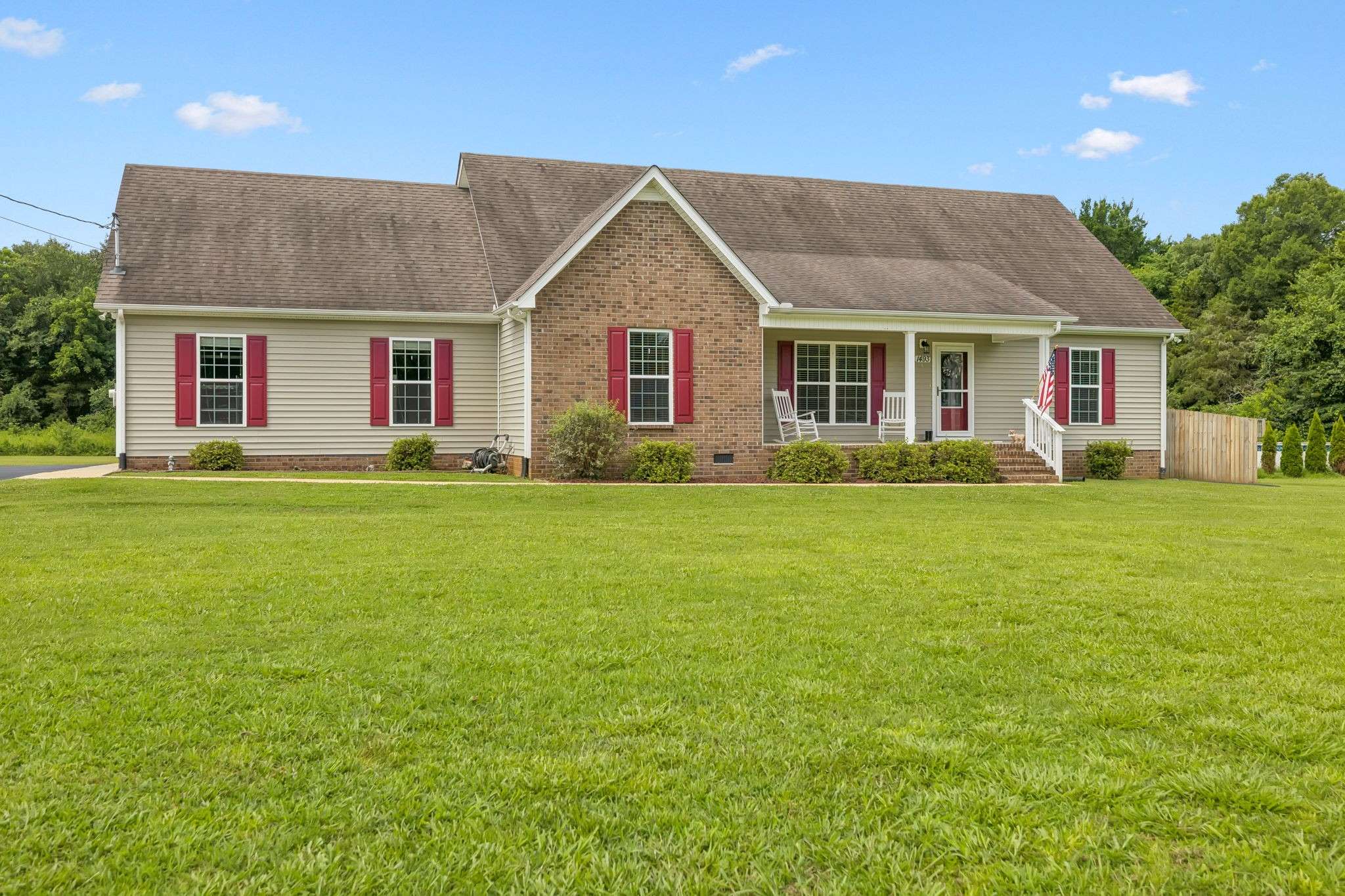 Chapel Hill, TN 37034,1493 Azalee Ln