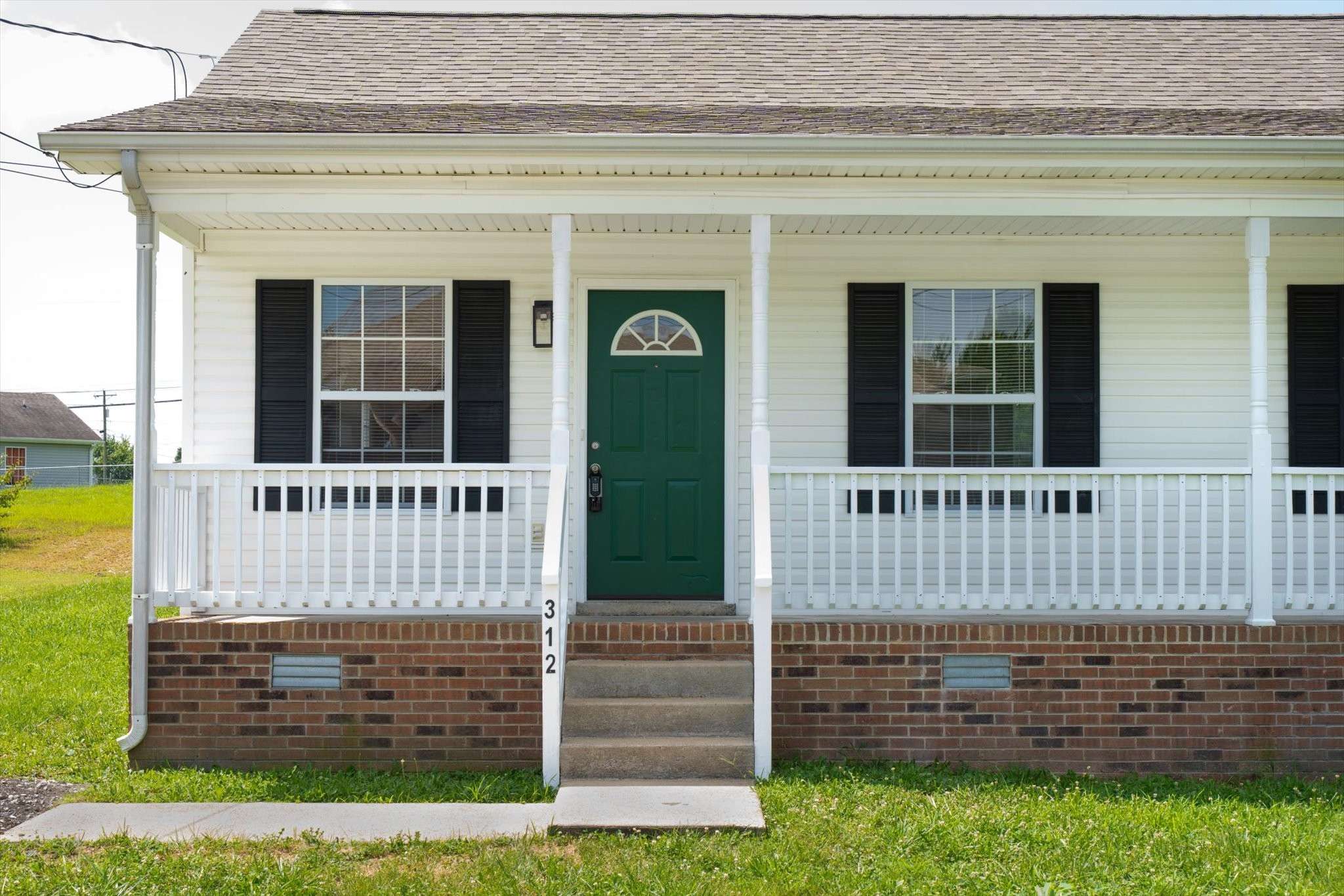 Clarksville, TN 37042,312 Lansinger Ln
