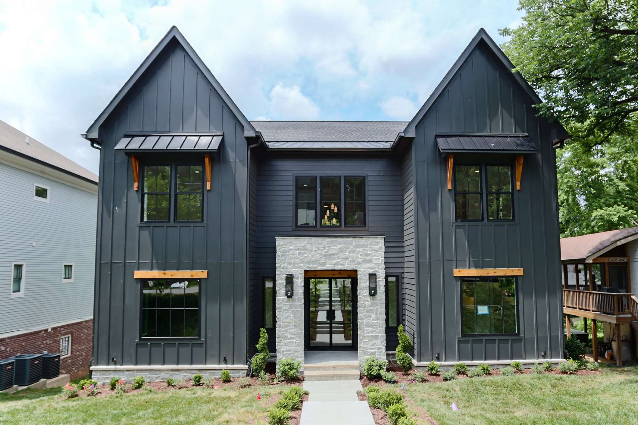 Nashville, TN 37212,3204 Overlook Dr