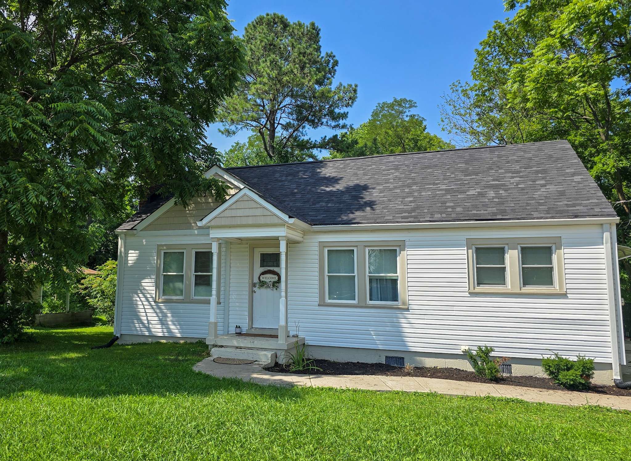 Portland, TN 37148,103 Oak St