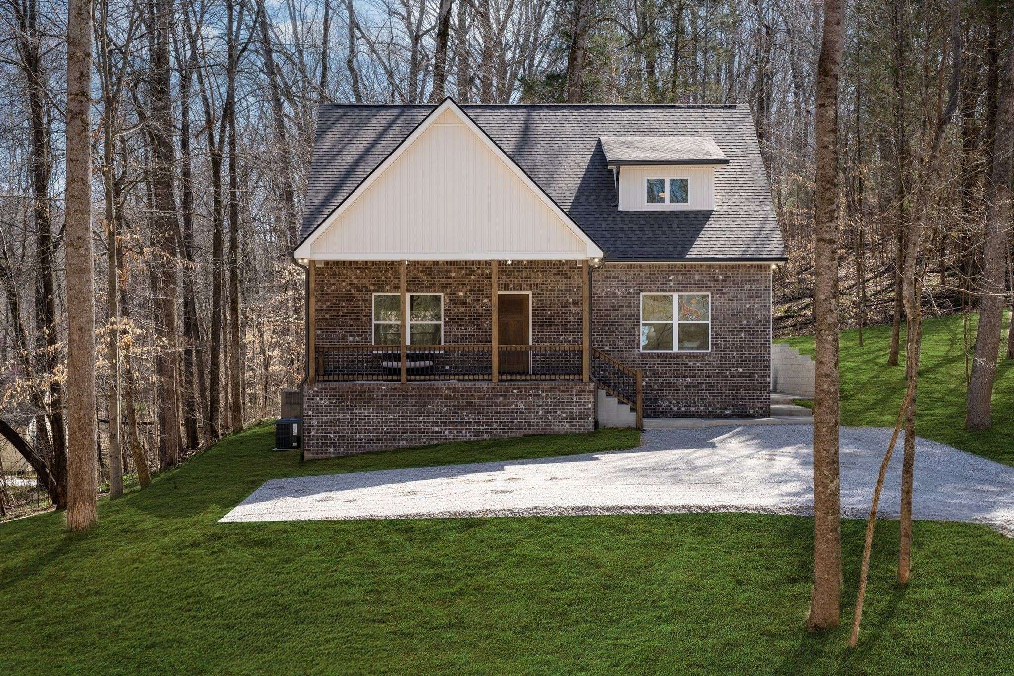 Dickson, TN 37055,2 Hickory Hill Drive