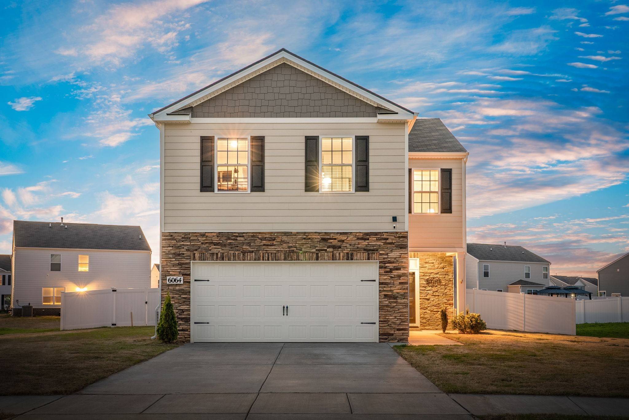 White House, TN 37188,6064 Christeene Ct