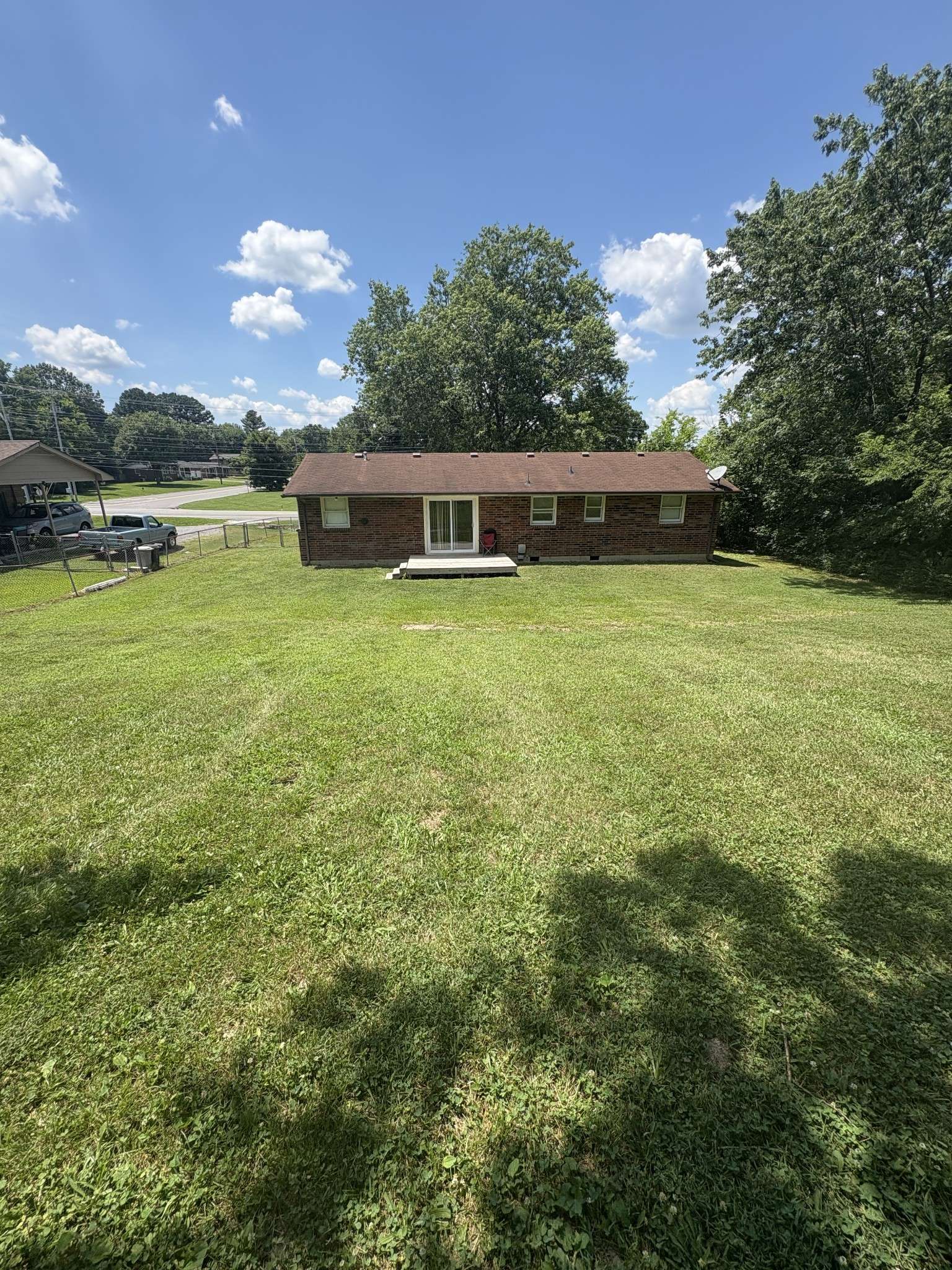 Hendersonville, TN 37075,186 New Shackle Island Rd