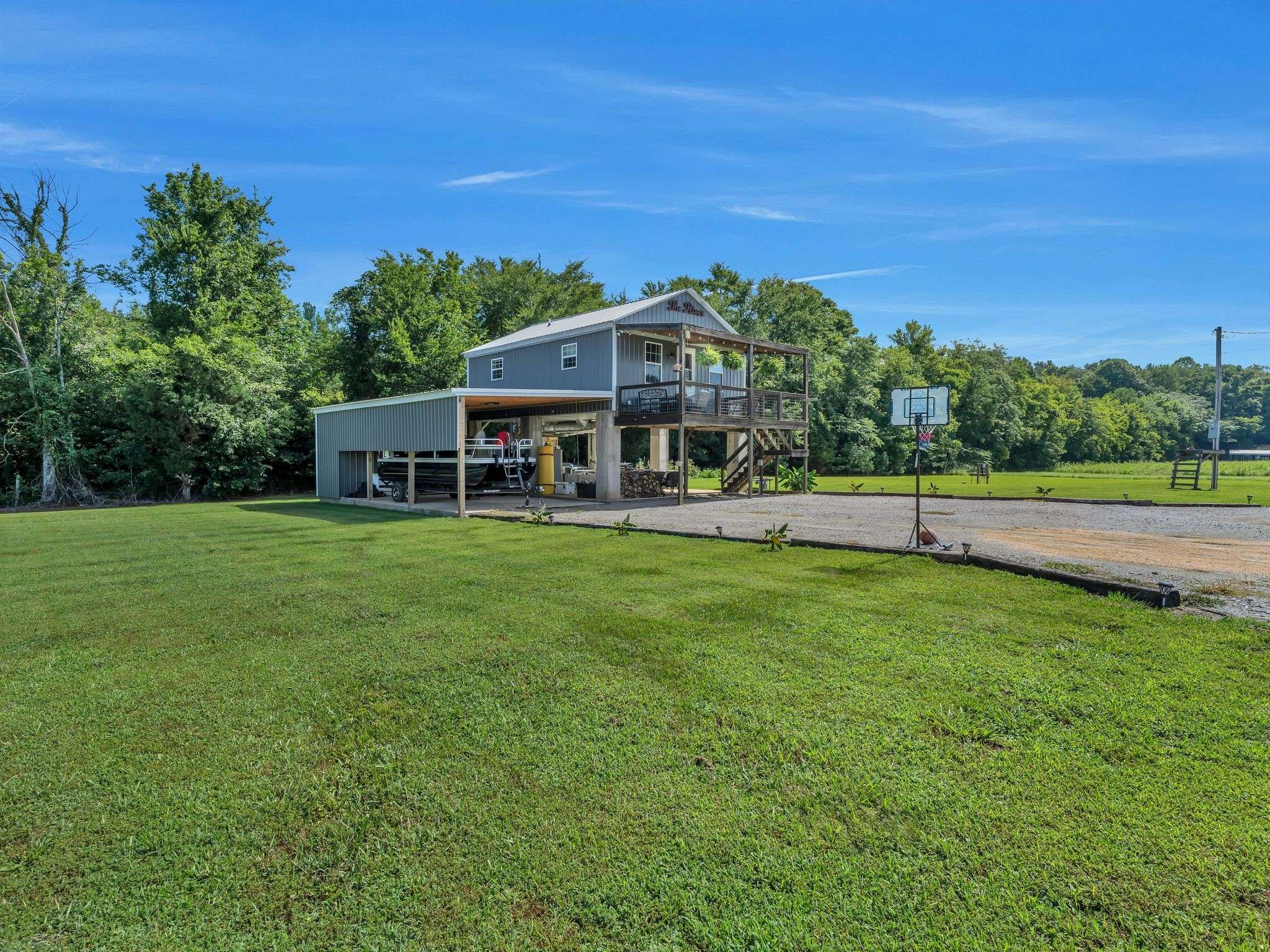 Linden, TN 37096,168 Mackin Rd