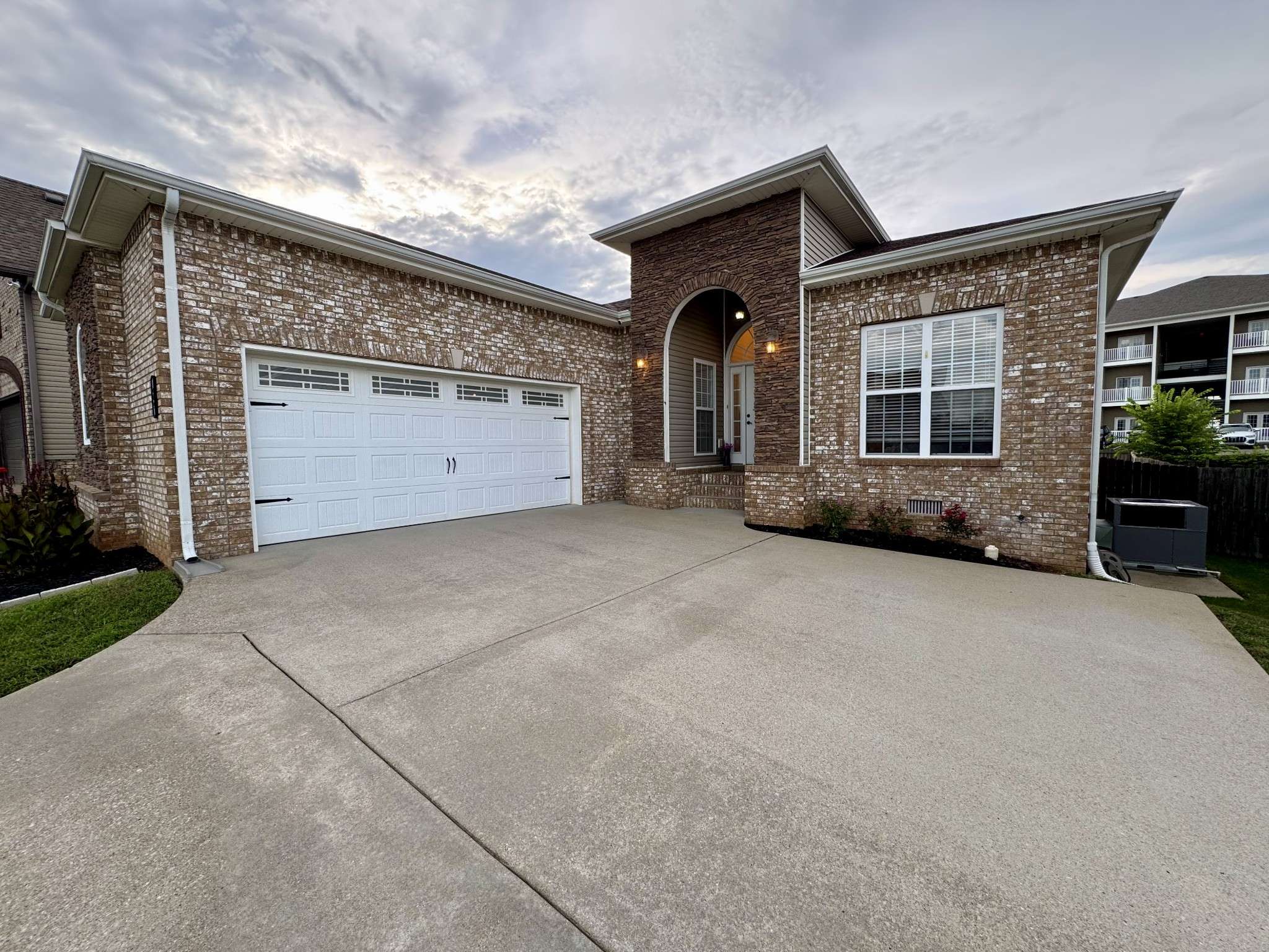 Clarksville, TN 37040,669 White Face Dr