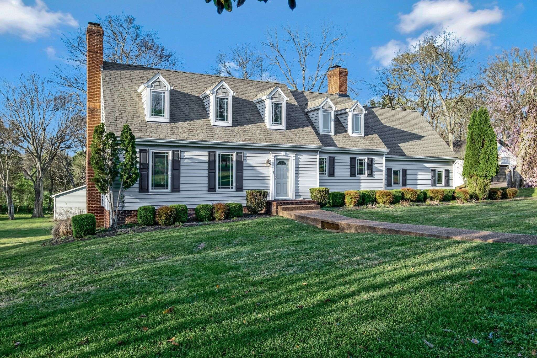 Gallatin, TN 37066,121 Grassland Dr