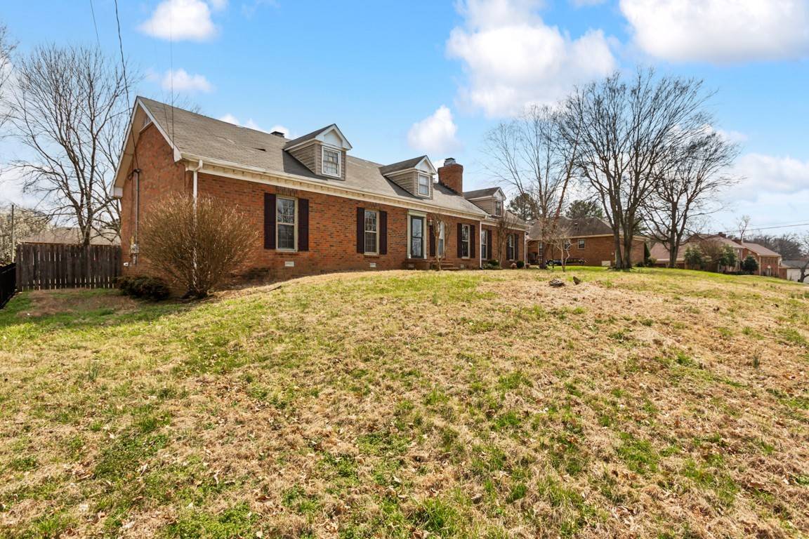 Hendersonville, TN 37075,137 Paradise Dr
