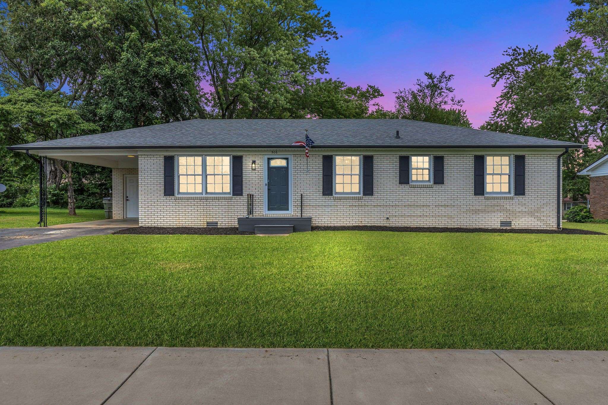 Hopkinsville, KY 42240,506 Holiday Park Dr