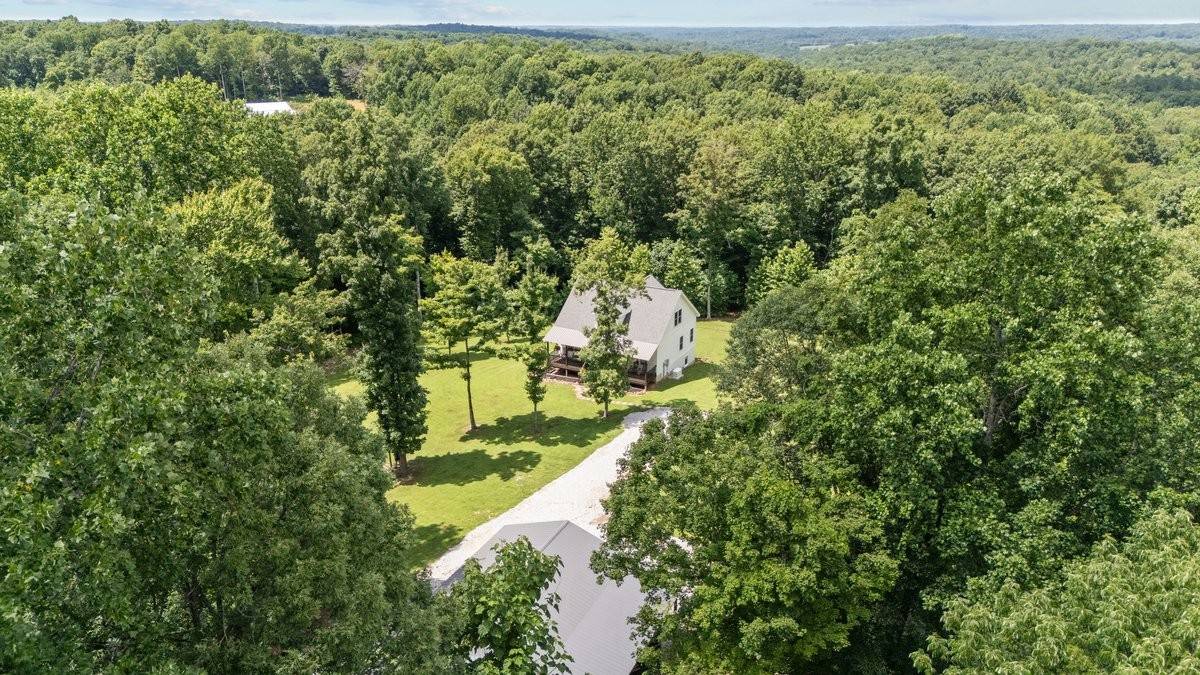 Vanleer, TN 37181,5382 Highway 49 #W