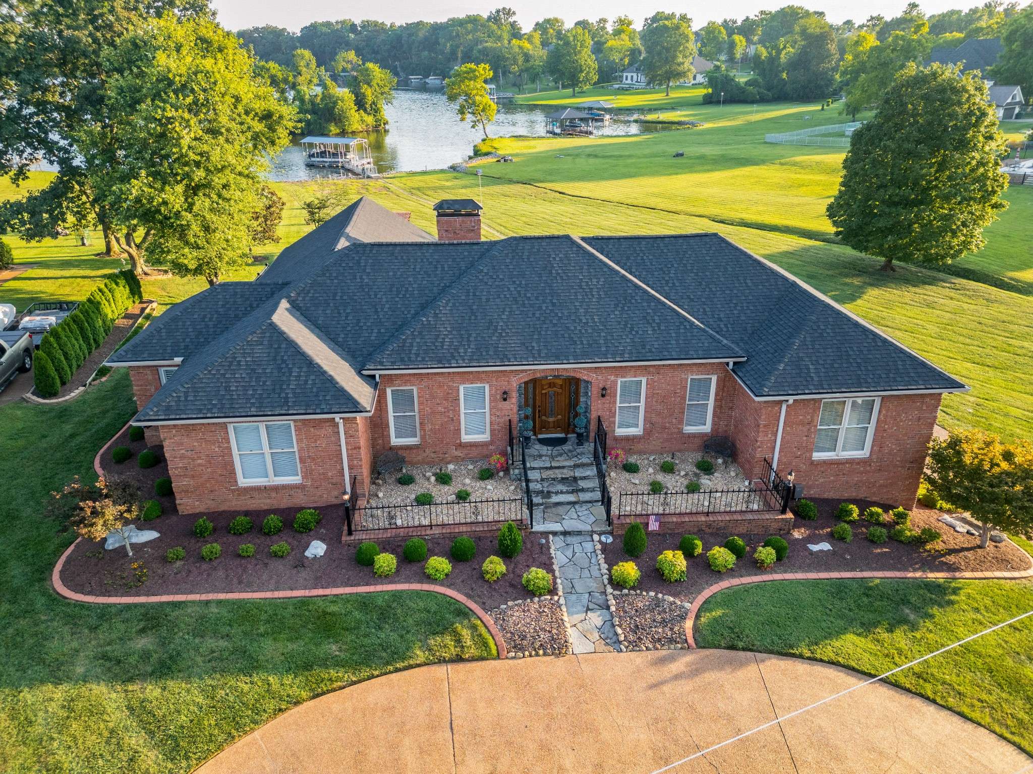 Gallatin, TN 37066,633 Bay Point Dr