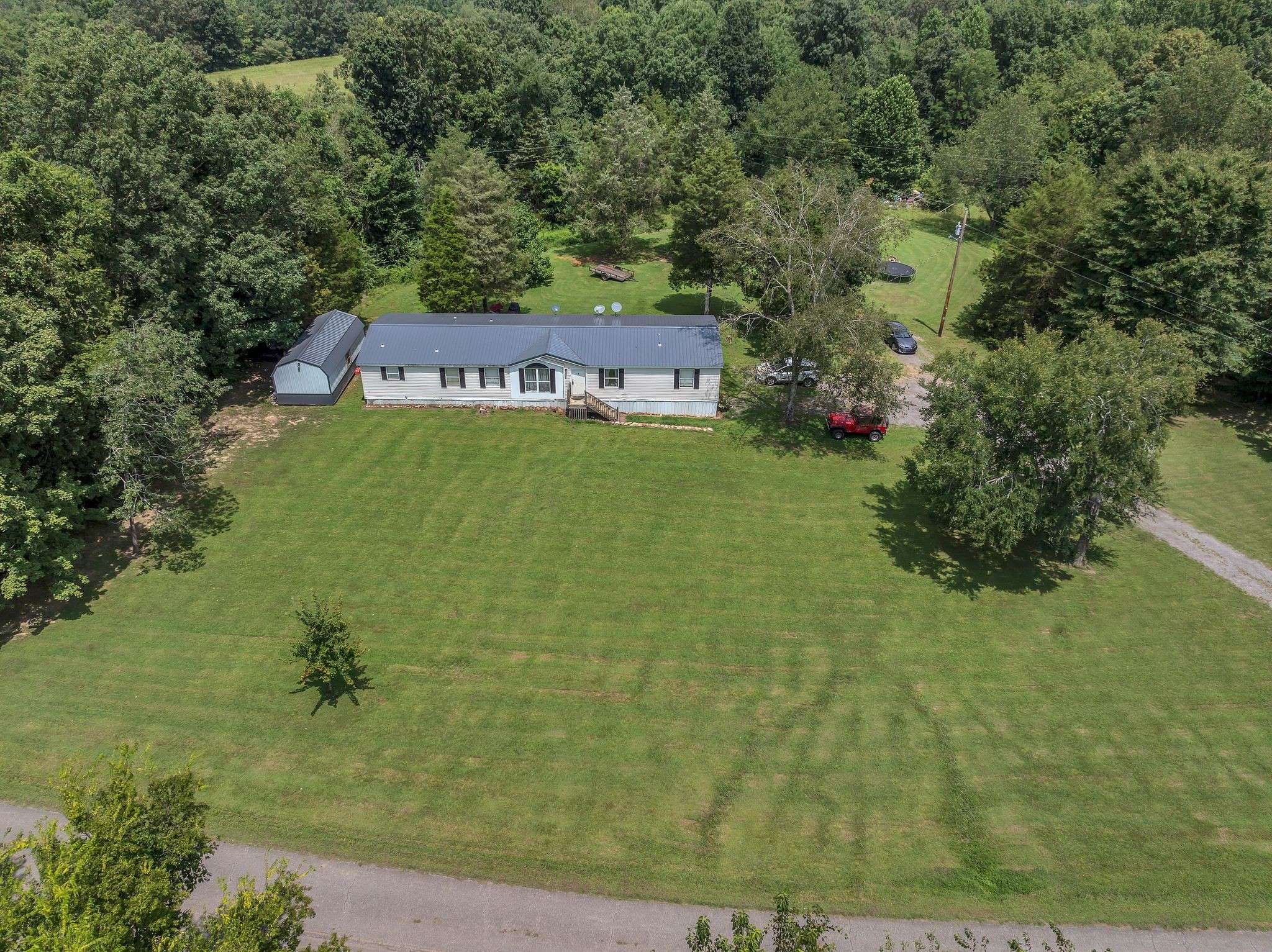 Charlotte, TN 37036,831 Coaling Rd