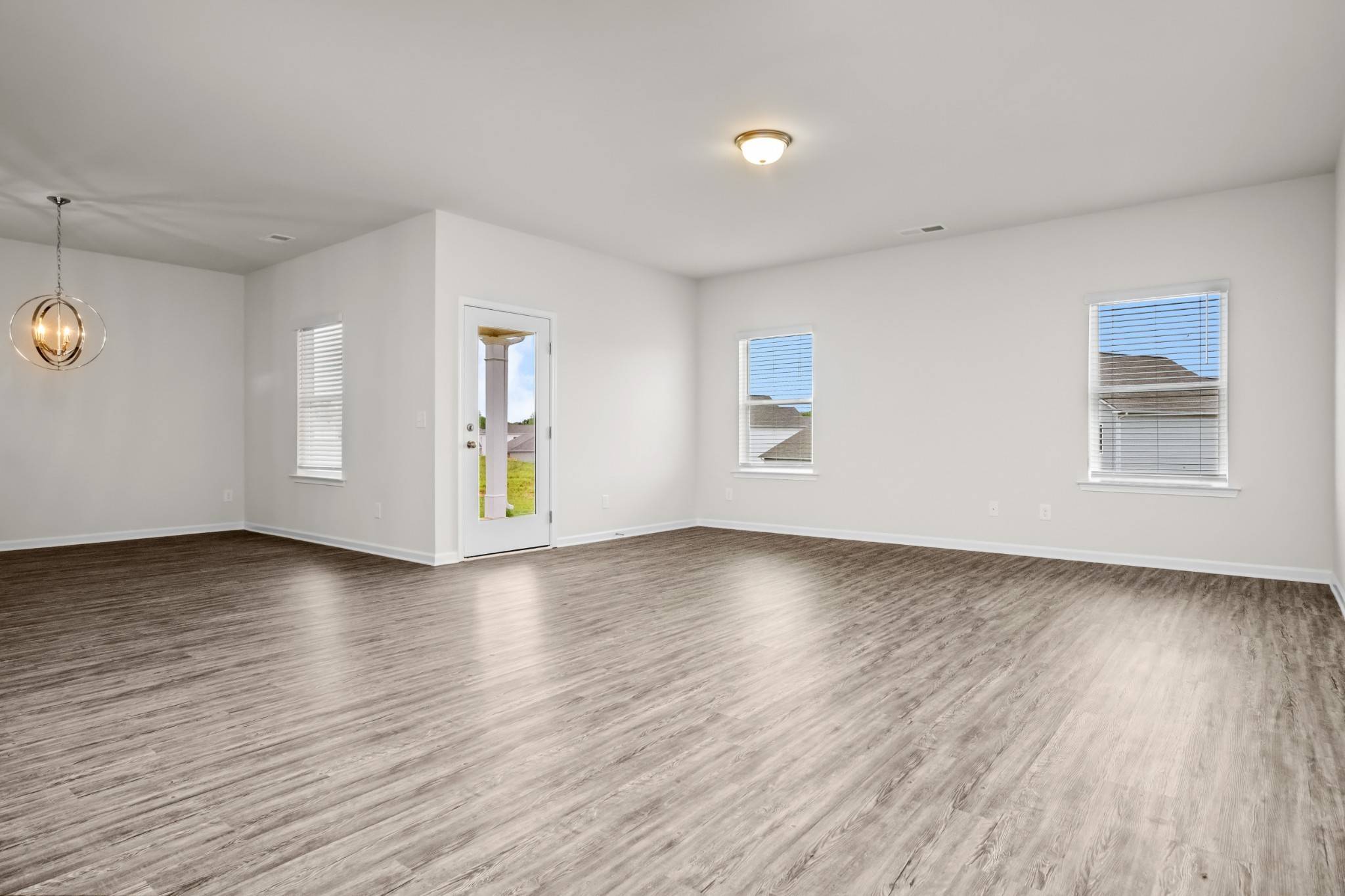 White House, TN 37188,1128 Southerlynn Dr