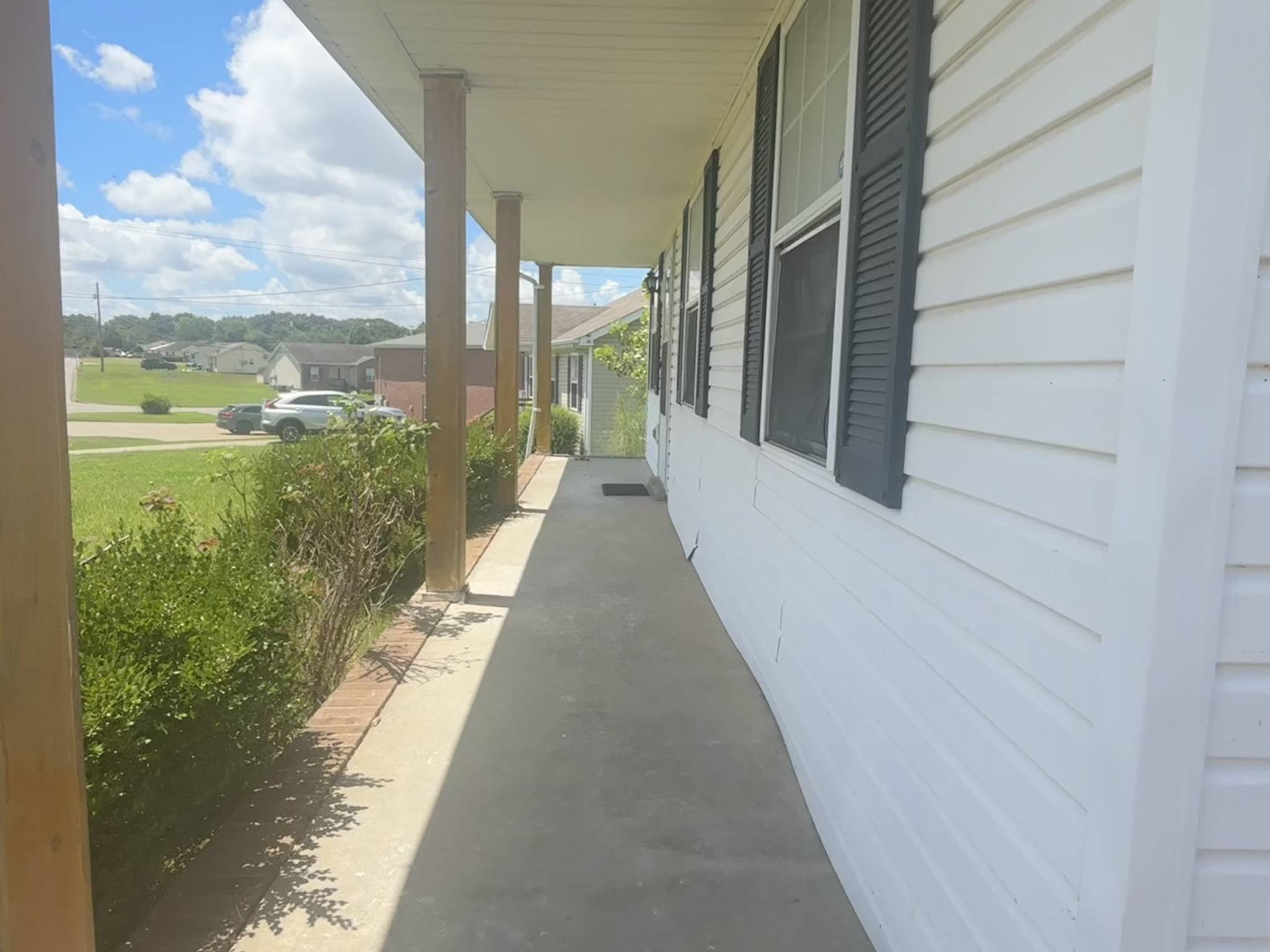 Clarksville, TN 37042,220 Cranklen Cir