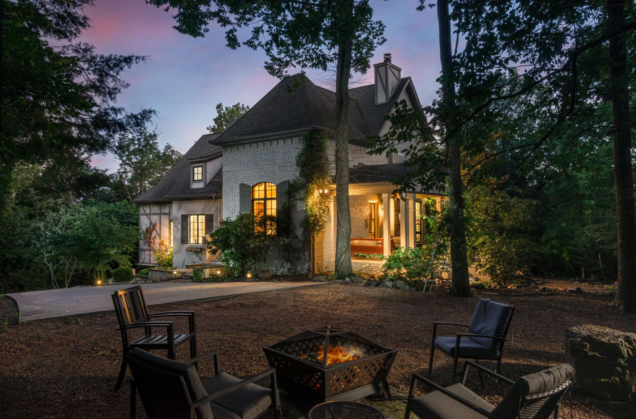 Nashville, TN 37215,6045 Sherwood Ct