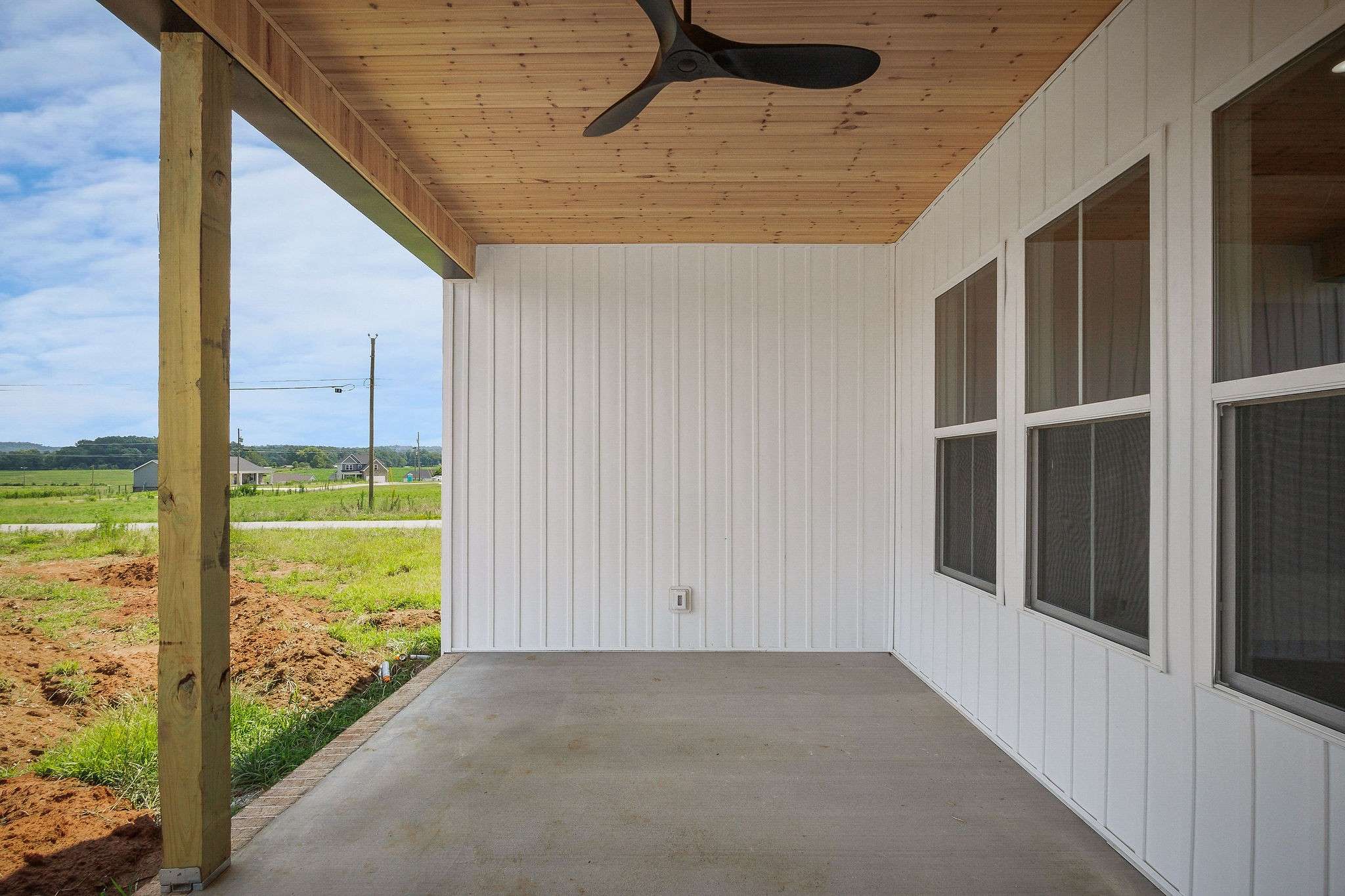 Sparta, TN 38583,116 Dairy Barn Rd