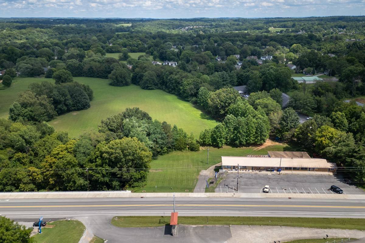 White House, TN 37188,3336 31W Highway