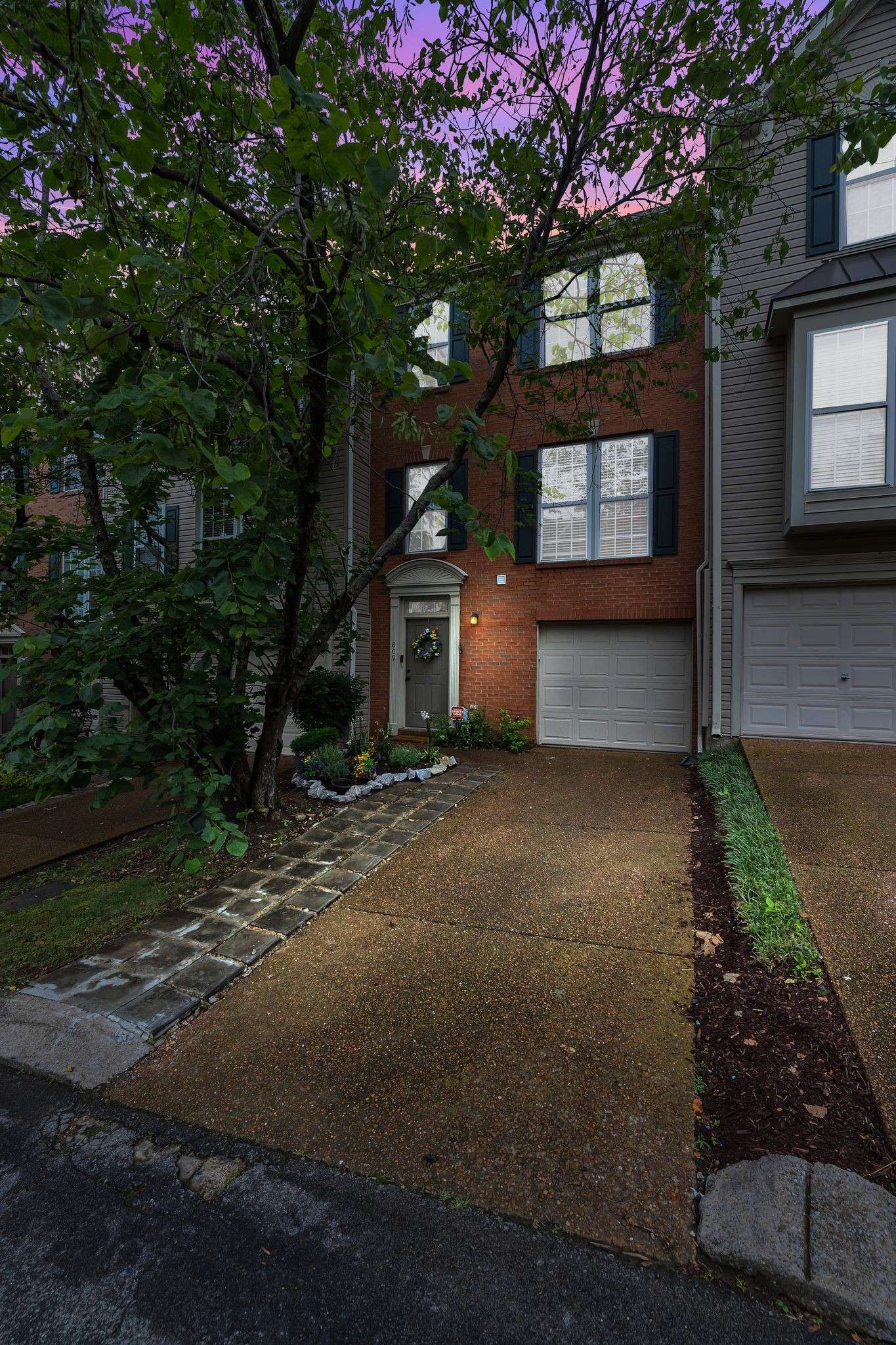 Antioch, TN 37013,5170 Hickory Hollow Pkwy #809