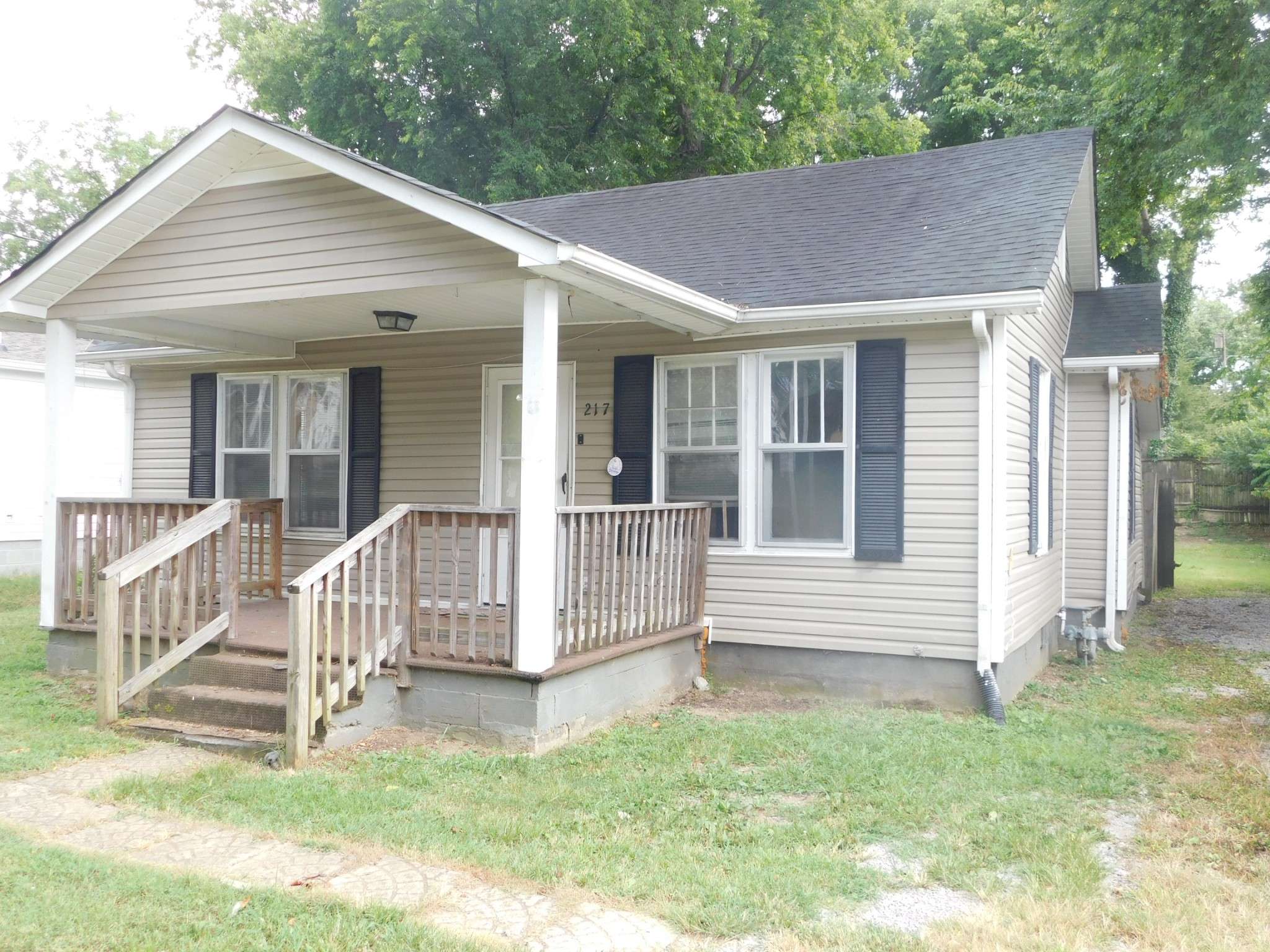 Gallatin, TN 37066,217 E Park Ave