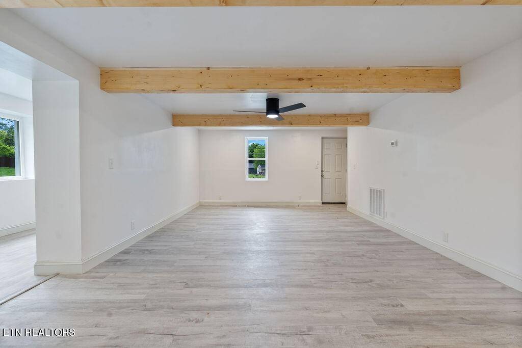 Maryville, TN 37801,212 N Cedar St