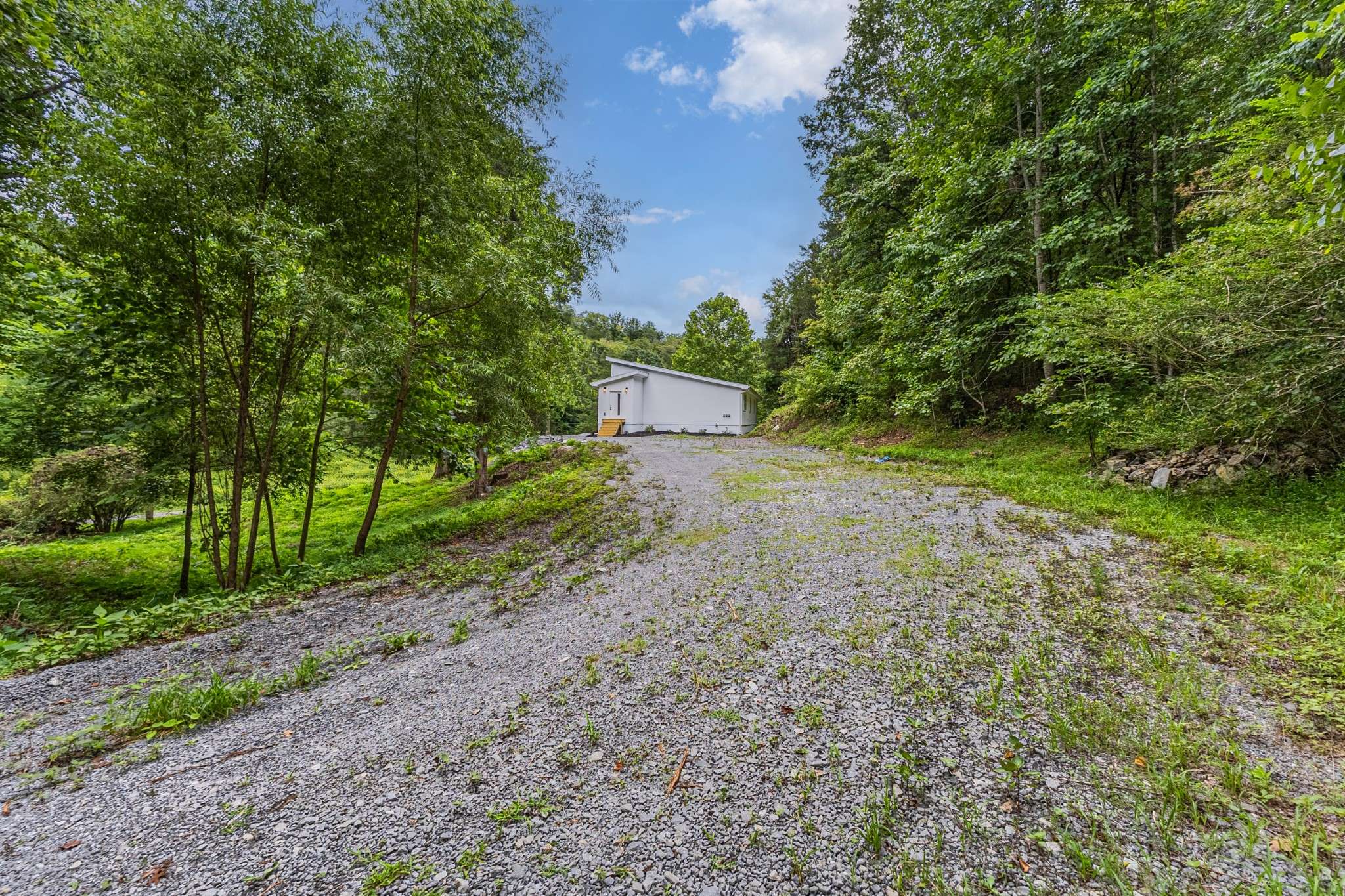 Granville, TN 38564,515 Big Branch Rd