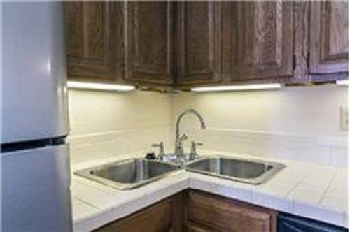 Nashville, TN 37203,3204 W End Cir #11