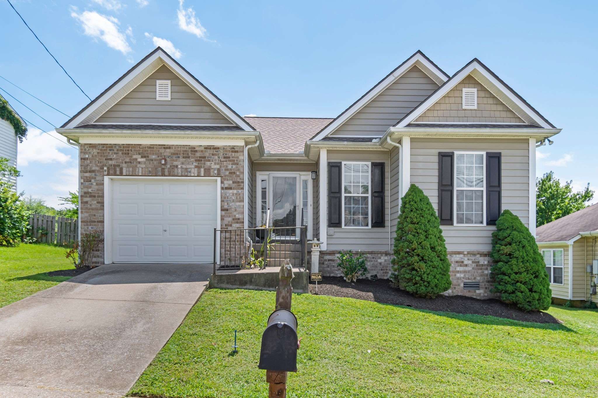 Antioch, TN 37013,7108 Legacy Dr